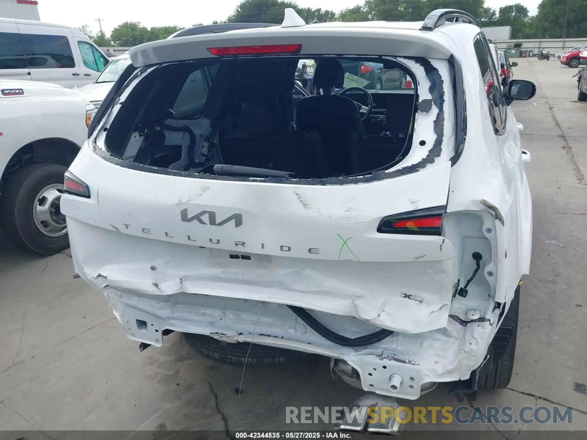 6 Photograph of a damaged car 5XYP5DGC9RG468257 KIA TELLURIDE 2024