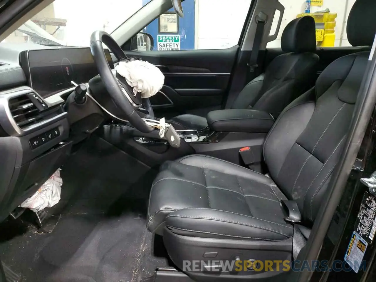 7 Photograph of a damaged car 5XYP5DGC9RG470896 KIA TELLURIDE 2024