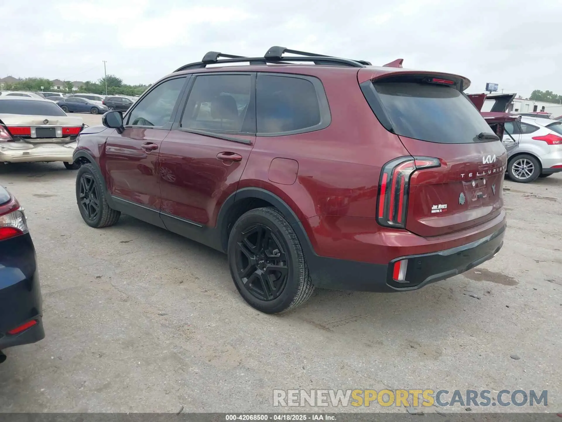 3 Photograph of a damaged car 5XYP5DGCXRG433873 KIA TELLURIDE 2024