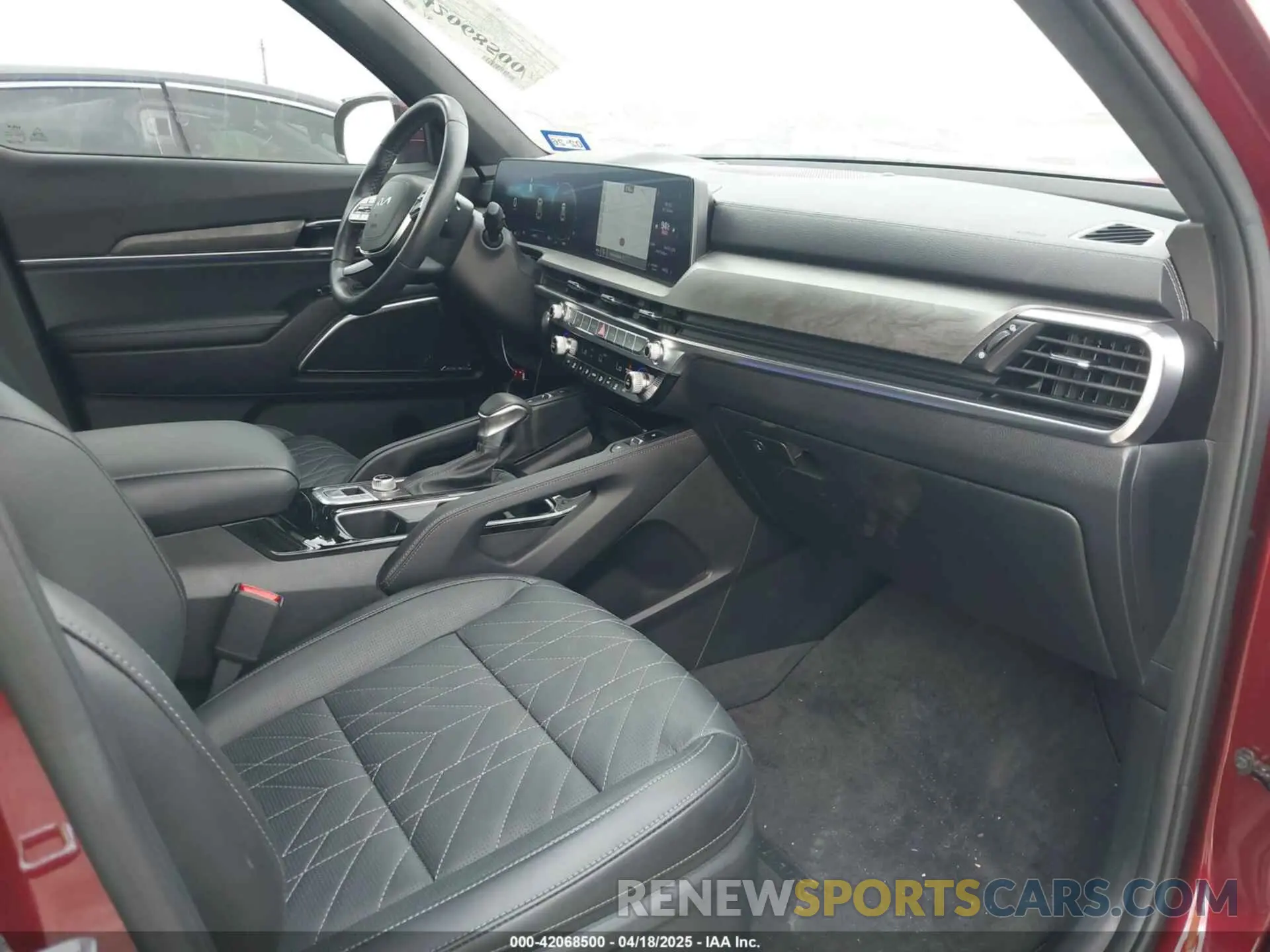 5 Photograph of a damaged car 5XYP5DGCXRG433873 KIA TELLURIDE 2024