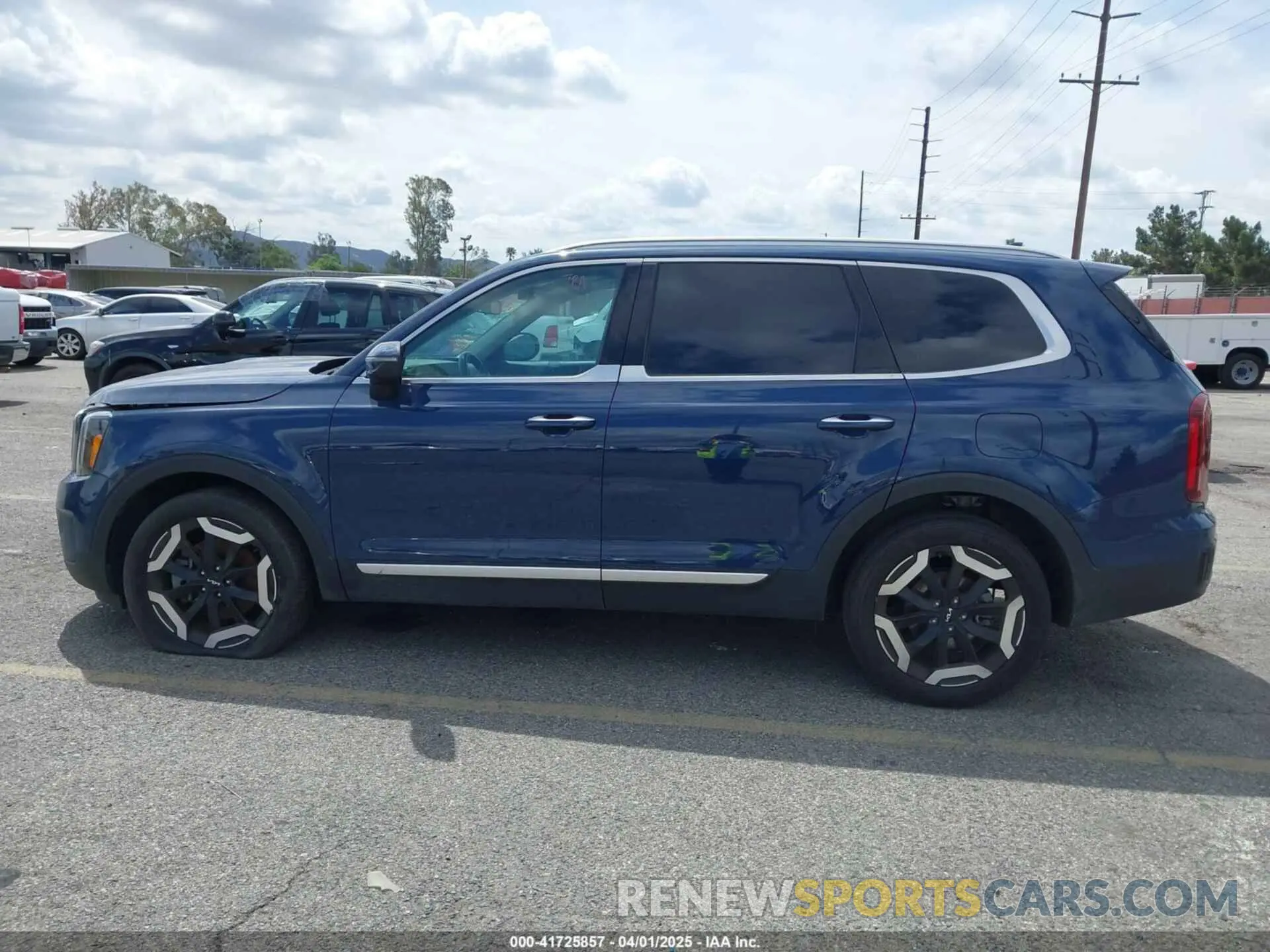 14 Photograph of a damaged car 5XYP64GC0RG466863 KIA TELLURIDE 2024
