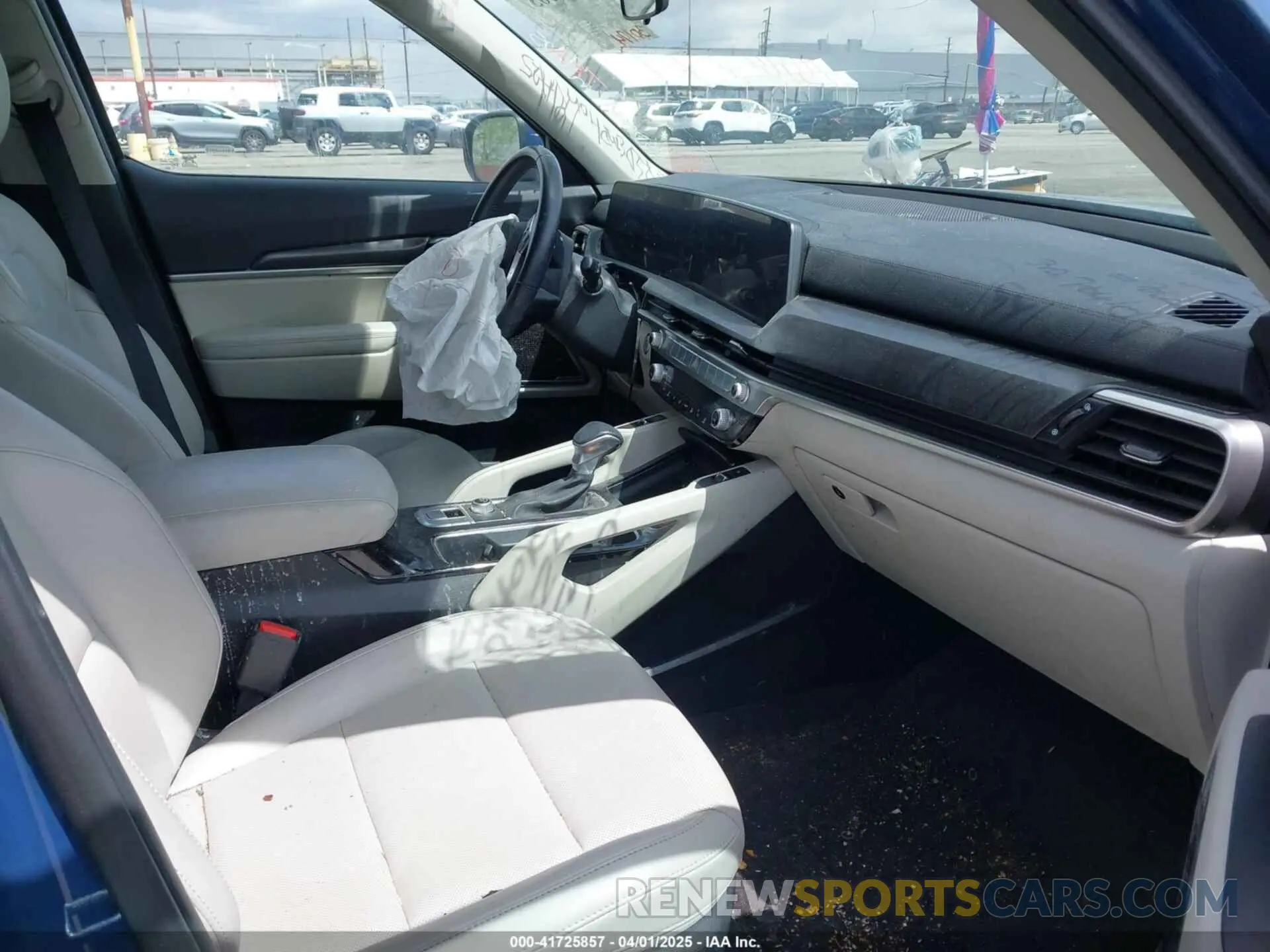5 Photograph of a damaged car 5XYP64GC0RG466863 KIA TELLURIDE 2024