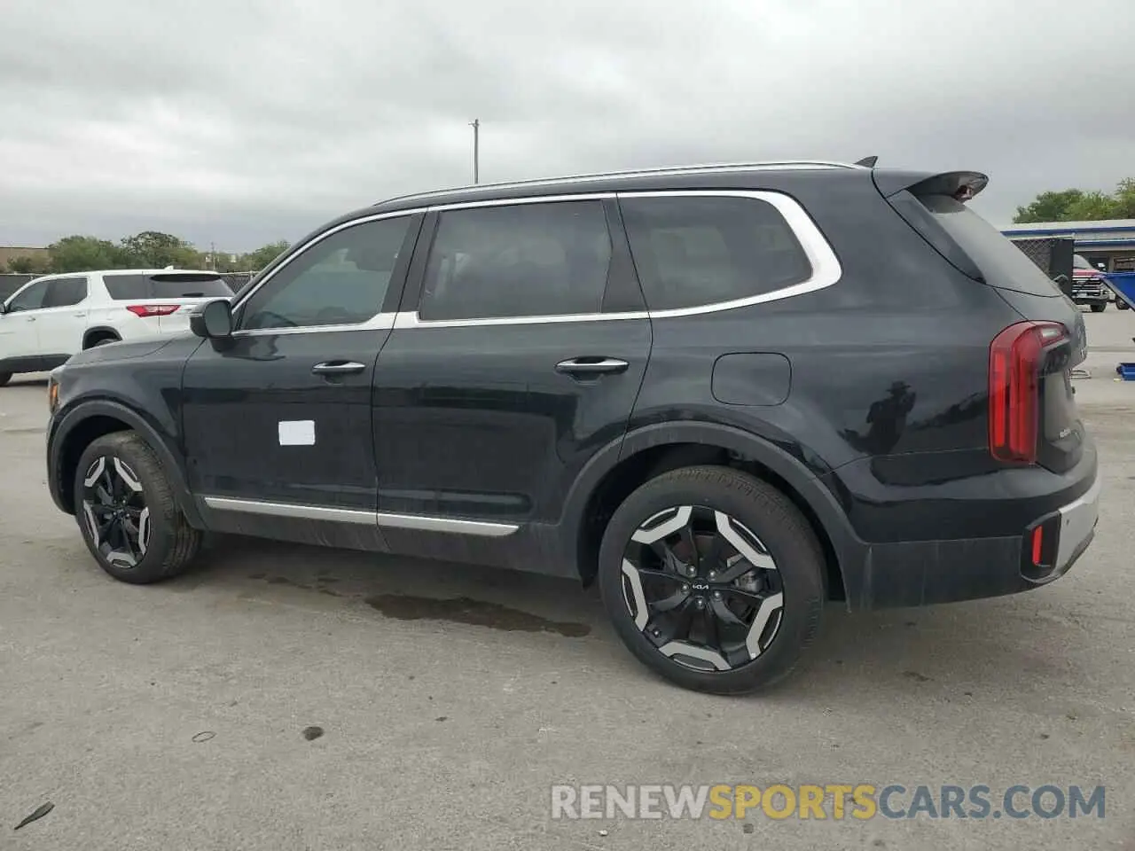 2 Photograph of a damaged car 5XYP64GC0RG550620 KIA TELLURIDE 2024