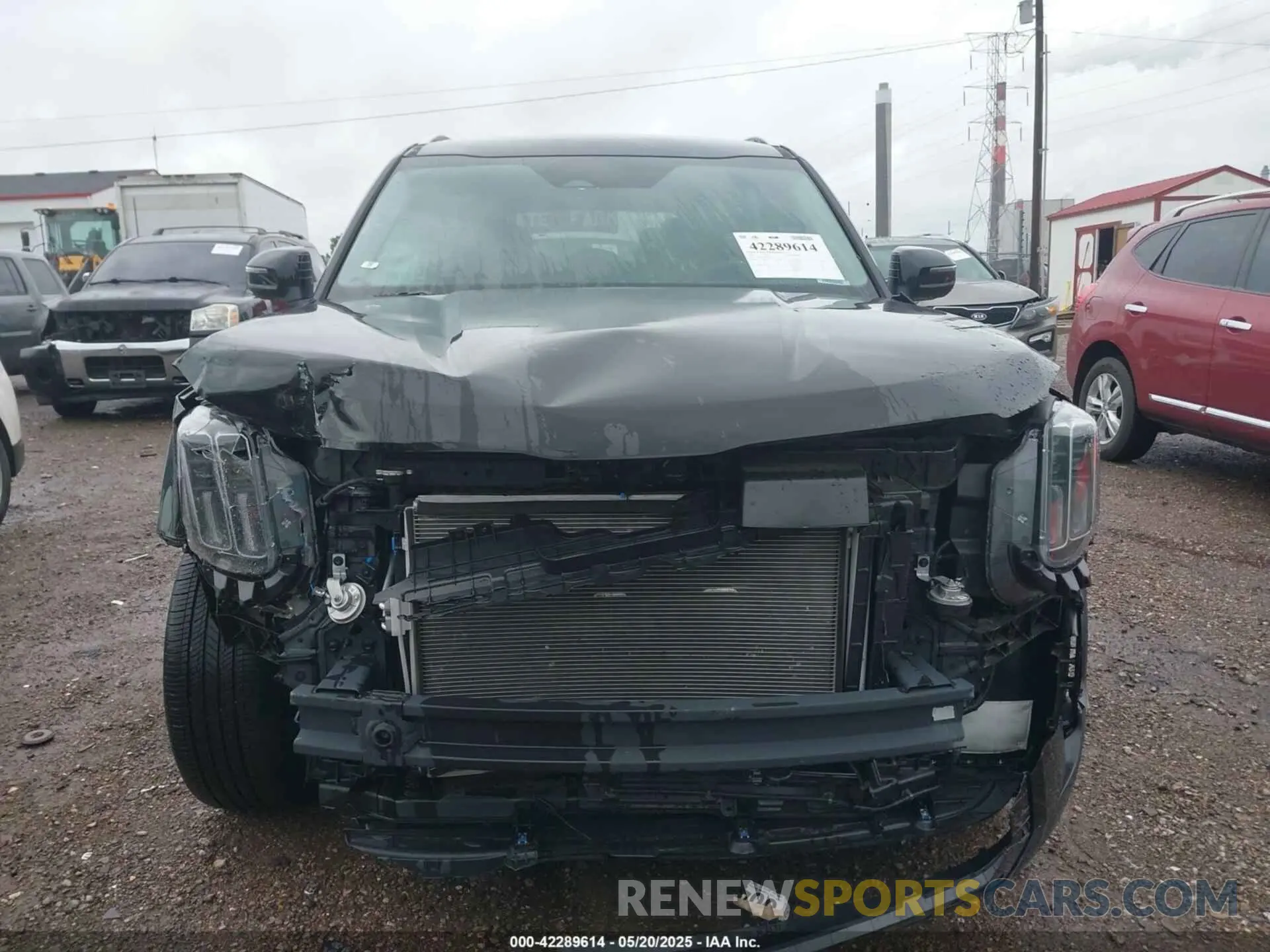 12 Photograph of a damaged car 5XYP64GC3RG552314 KIA TELLURIDE 2024