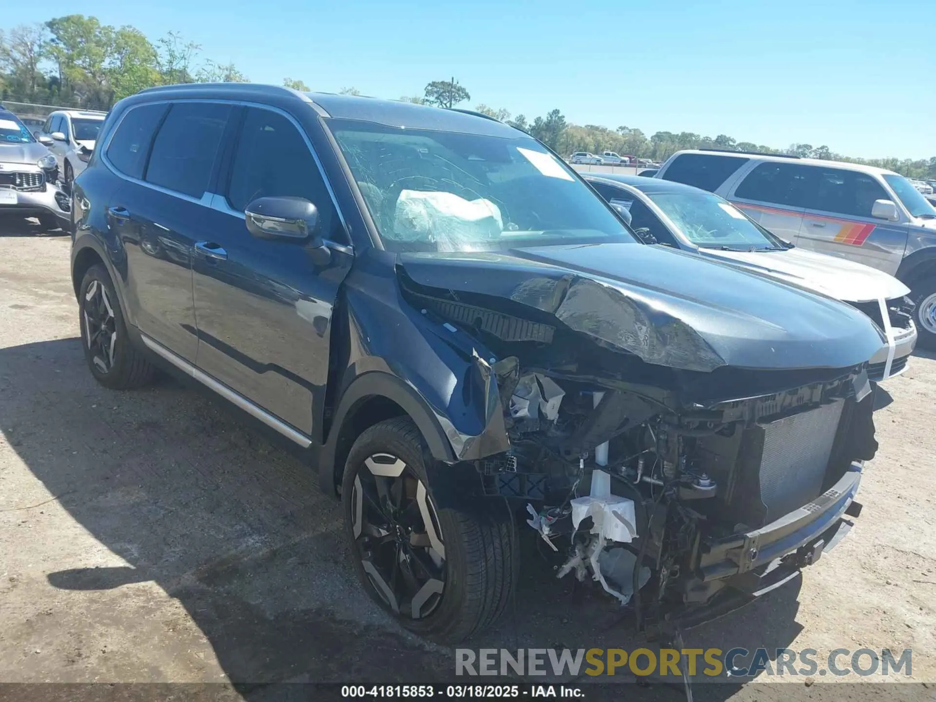 1 Photograph of a damaged car 5XYP64GC4RG413972 KIA TELLURIDE 2024