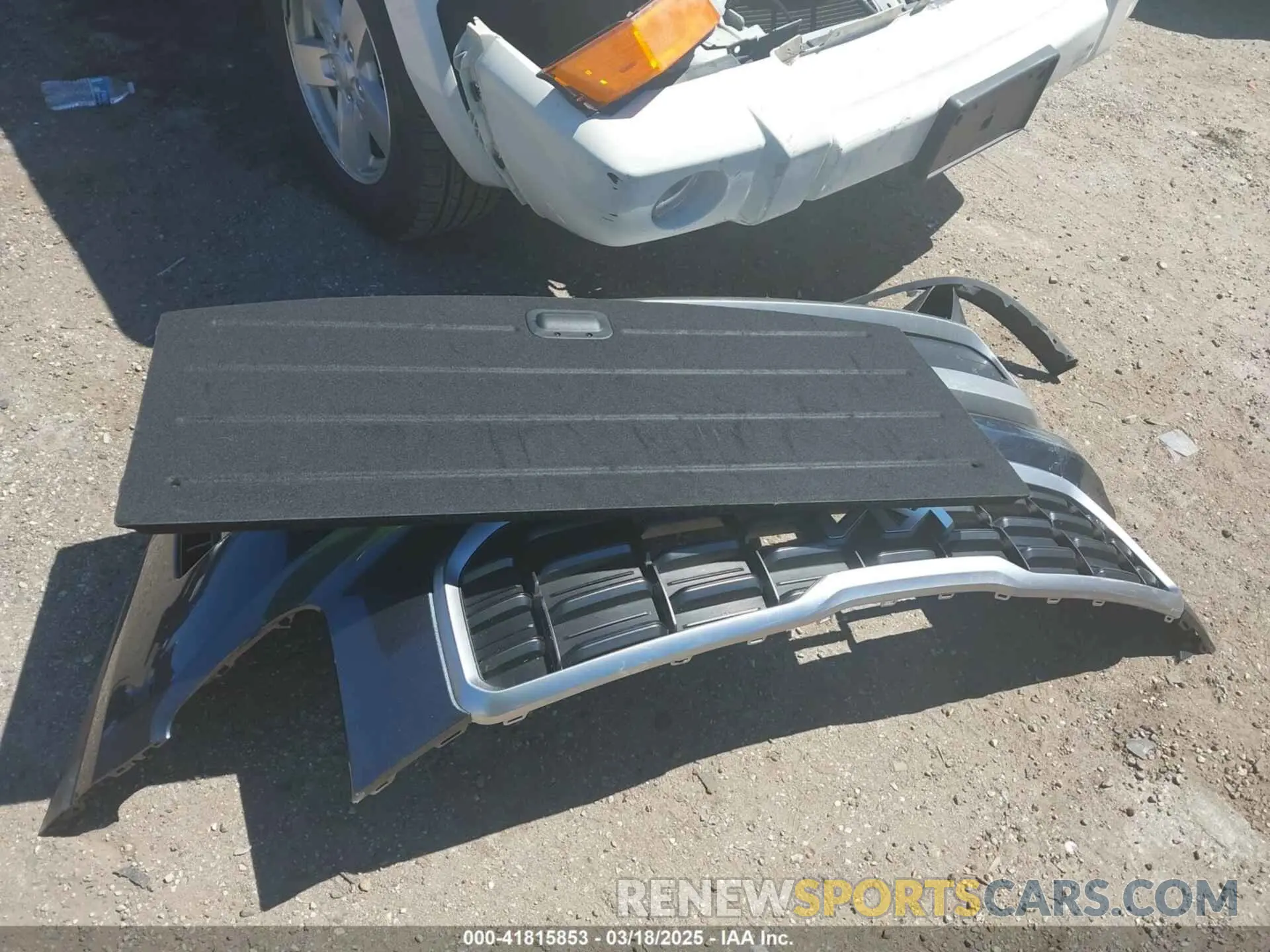 12 Photograph of a damaged car 5XYP64GC4RG413972 KIA TELLURIDE 2024