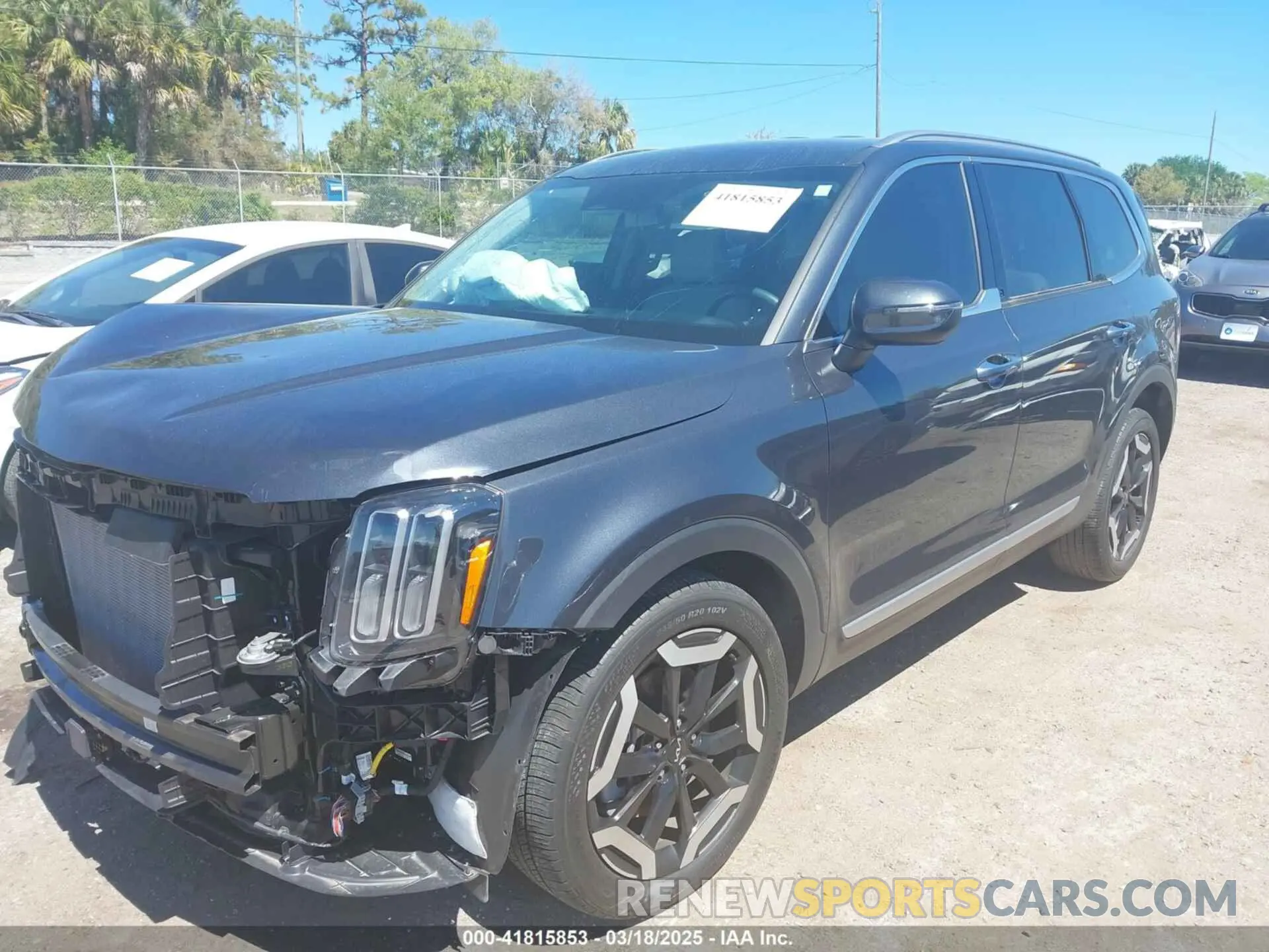 2 Photograph of a damaged car 5XYP64GC4RG413972 KIA TELLURIDE 2024