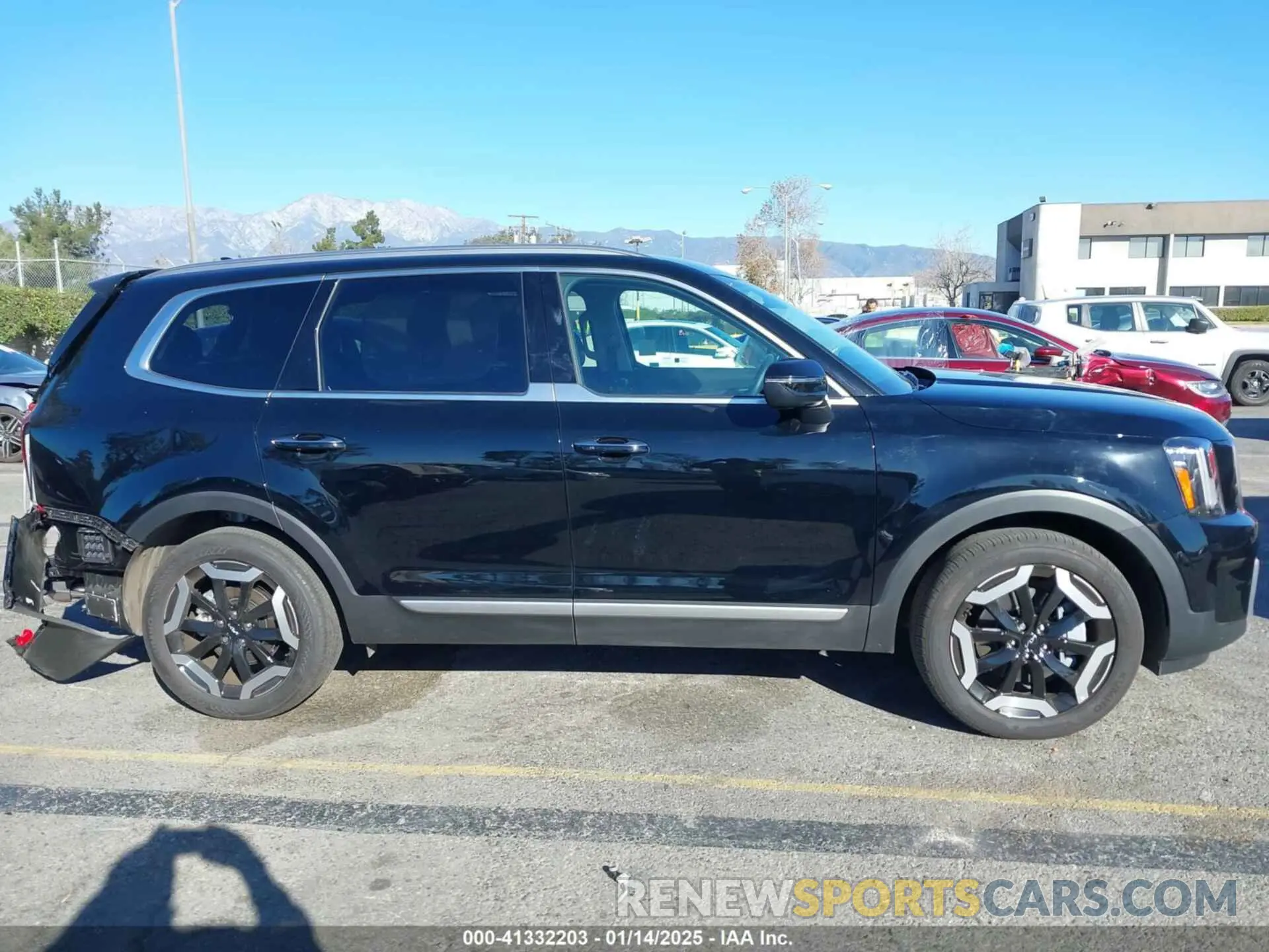 13 Photograph of a damaged car 5XYP64GC4RG507642 KIA TELLURIDE 2024