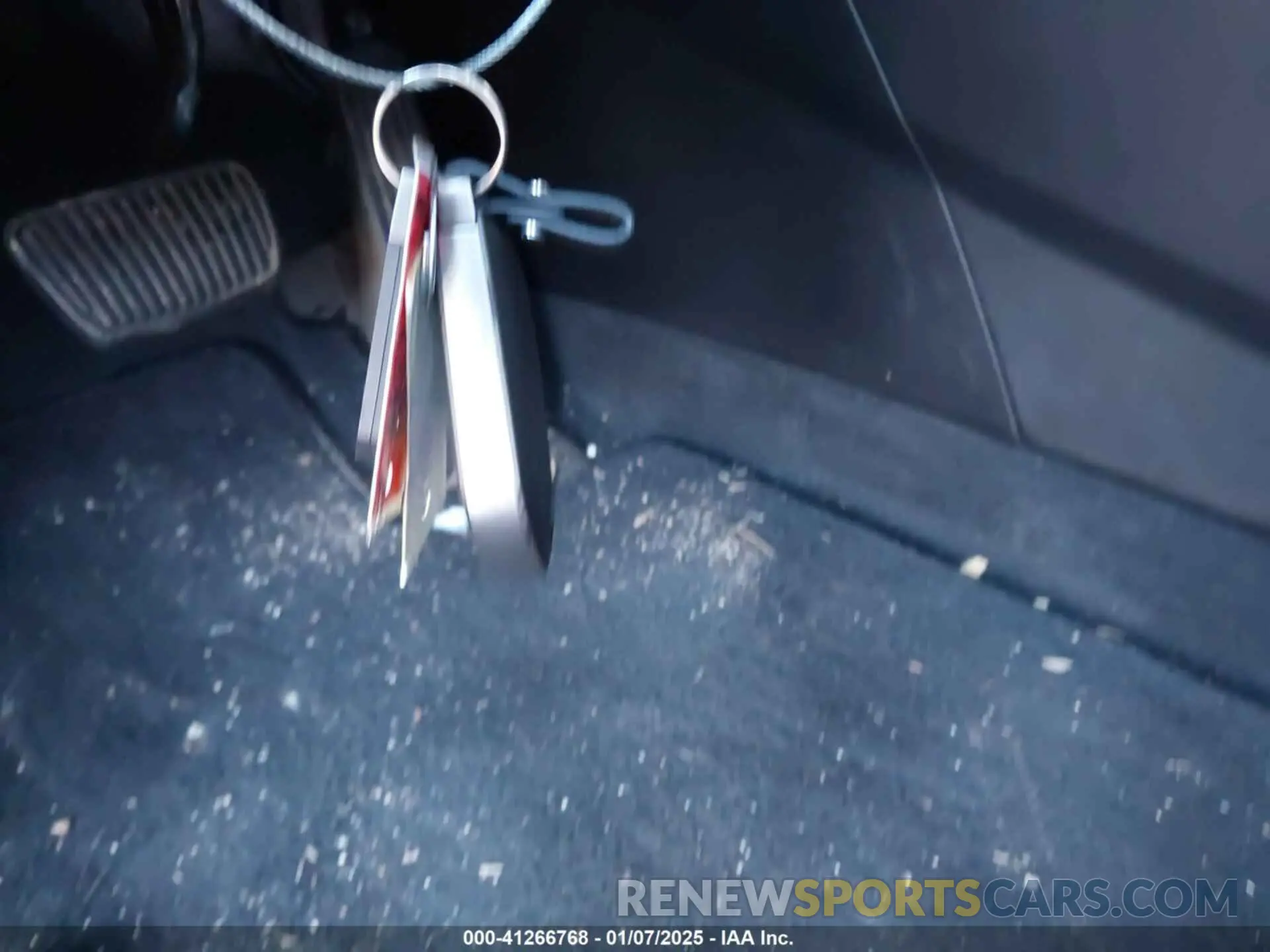 11 Photograph of a damaged car 5XYP64GC4RG513411 KIA TELLURIDE 2024