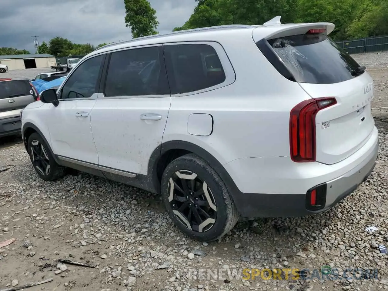 2 Photograph of a damaged car 5XYP64GC5RG538334 KIA TELLURIDE 2024