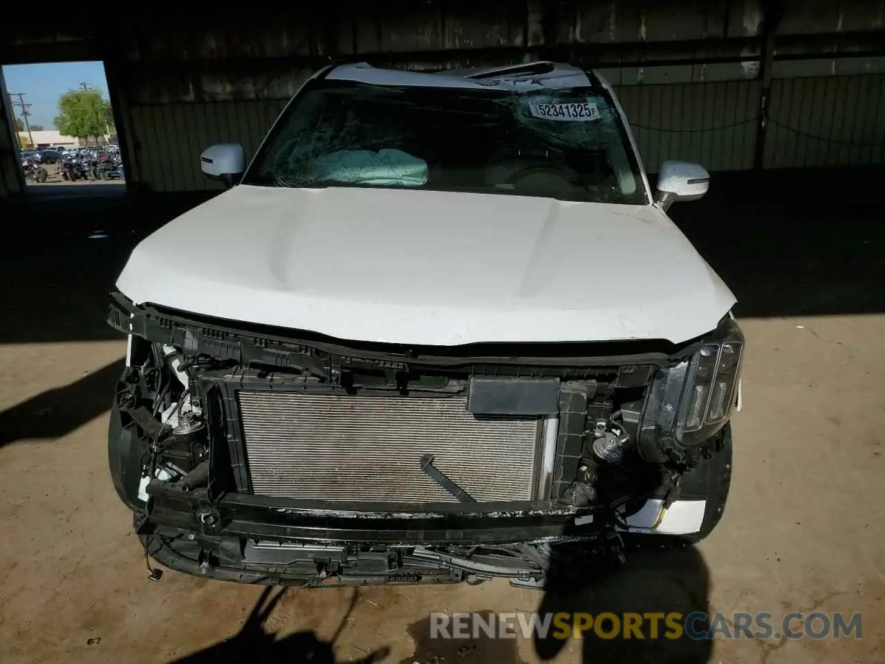 5 Photograph of a damaged car 5XYP64GC6RG430191 KIA TELLURIDE 2024