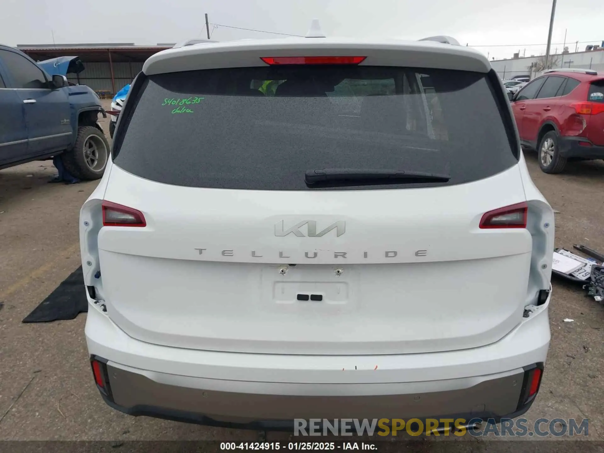 16 Photograph of a damaged car 5XYP64GC6RG557863 KIA TELLURIDE 2024