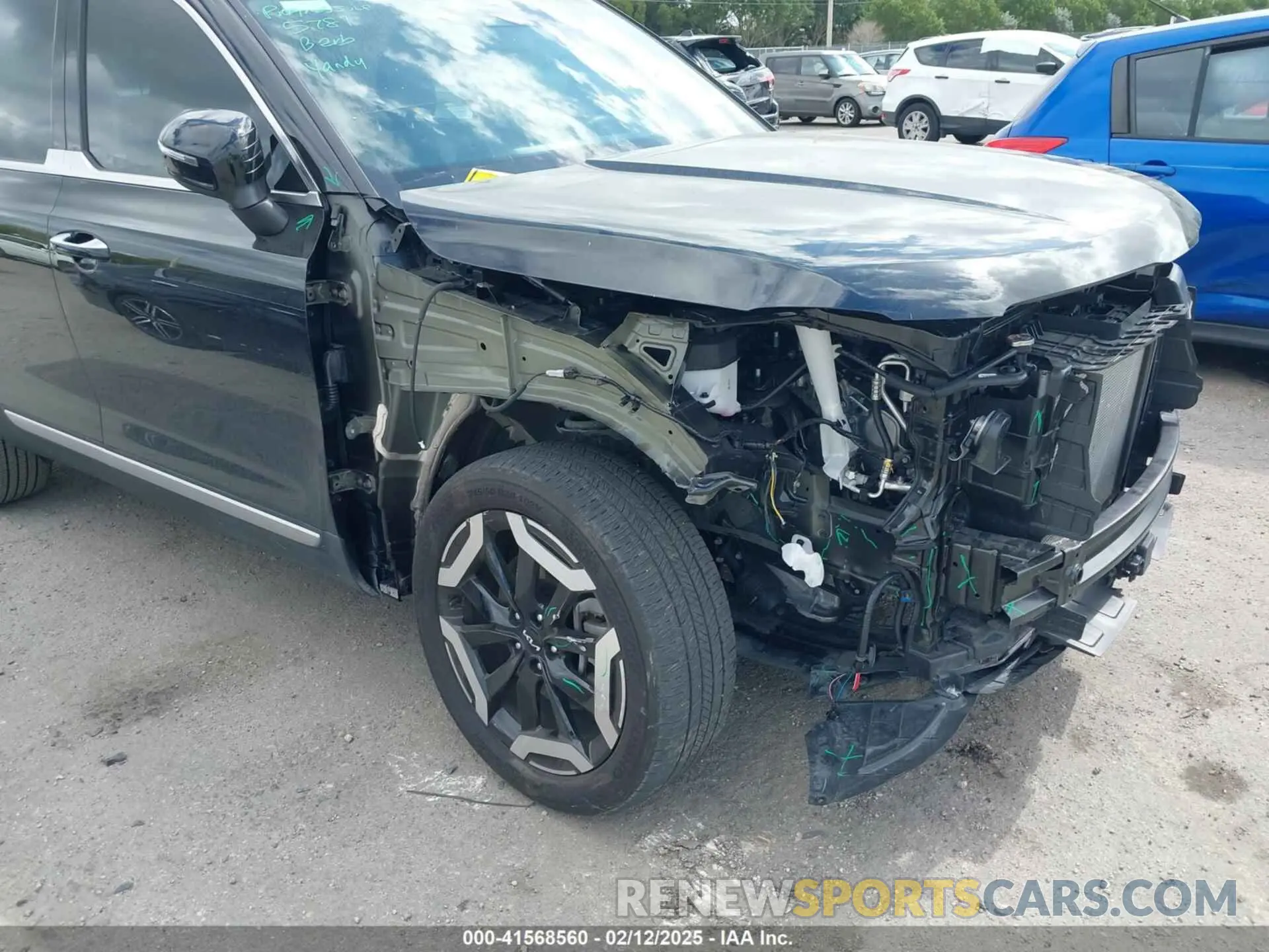 6 Photograph of a damaged car 5XYP64GCXRG555033 KIA TELLURIDE 2024