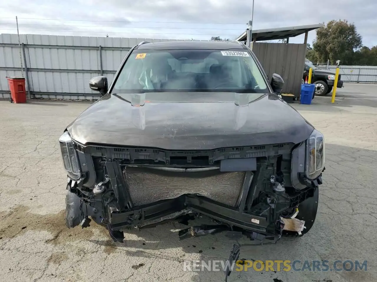 5 Photograph of a damaged car 5XYP6DGC0RG490225 KIA TELLURIDE 2024