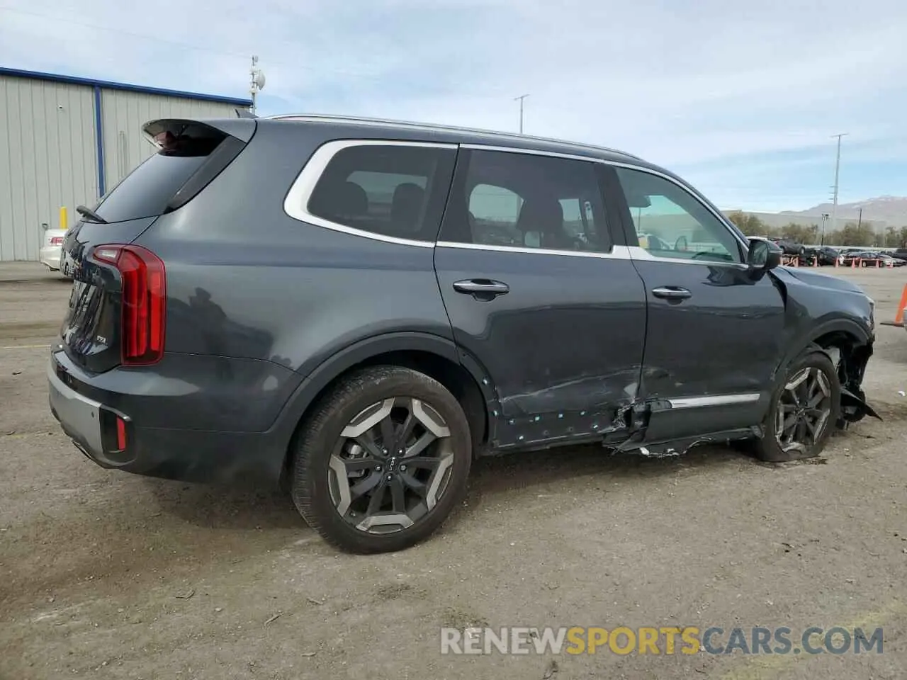 3 Photograph of a damaged car 5XYP6DGC0RG507931 KIA TELLURIDE 2024
