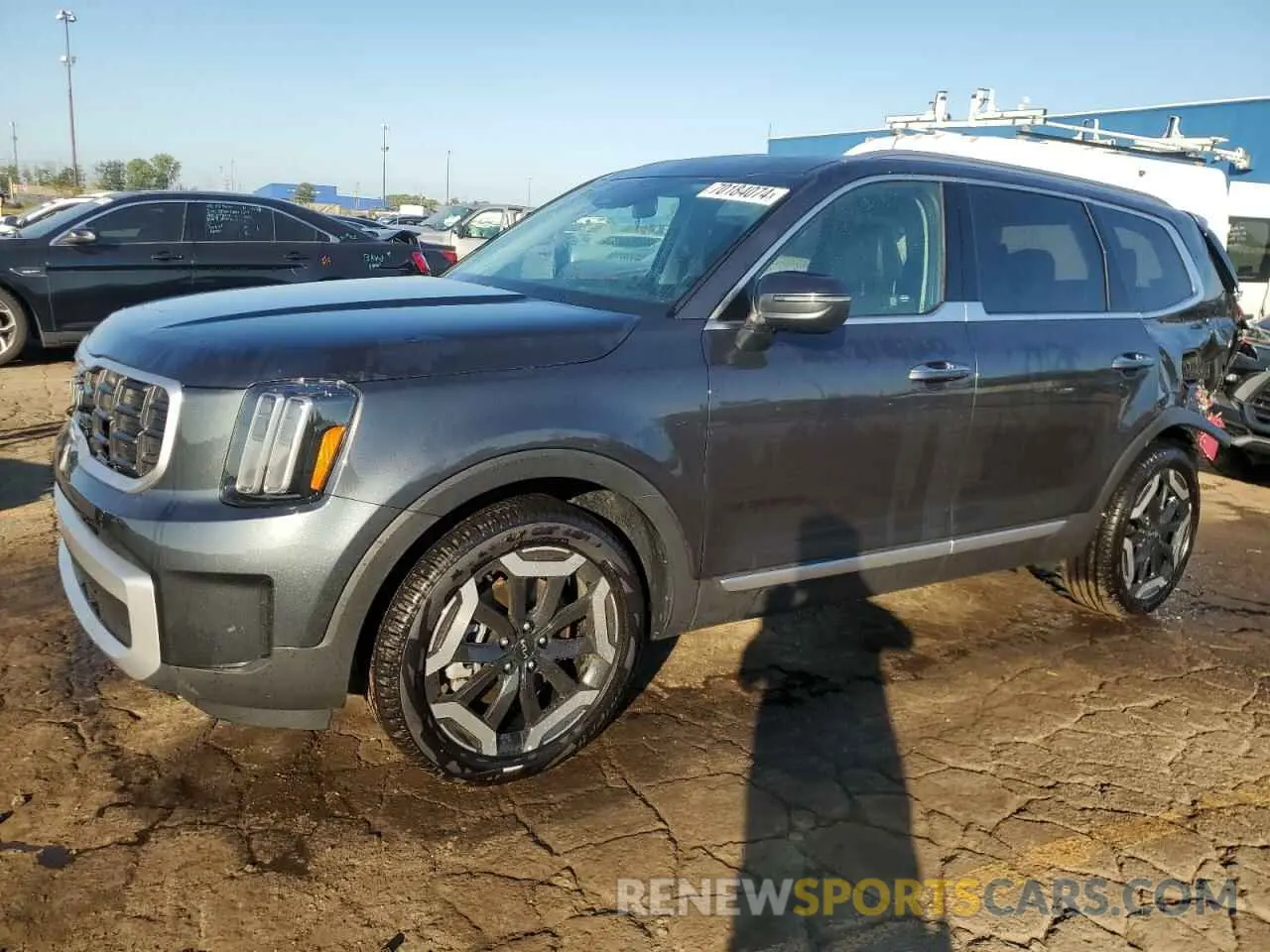 1 Photograph of a damaged car 5XYP6DGC4RG455493 KIA TELLURIDE 2024
