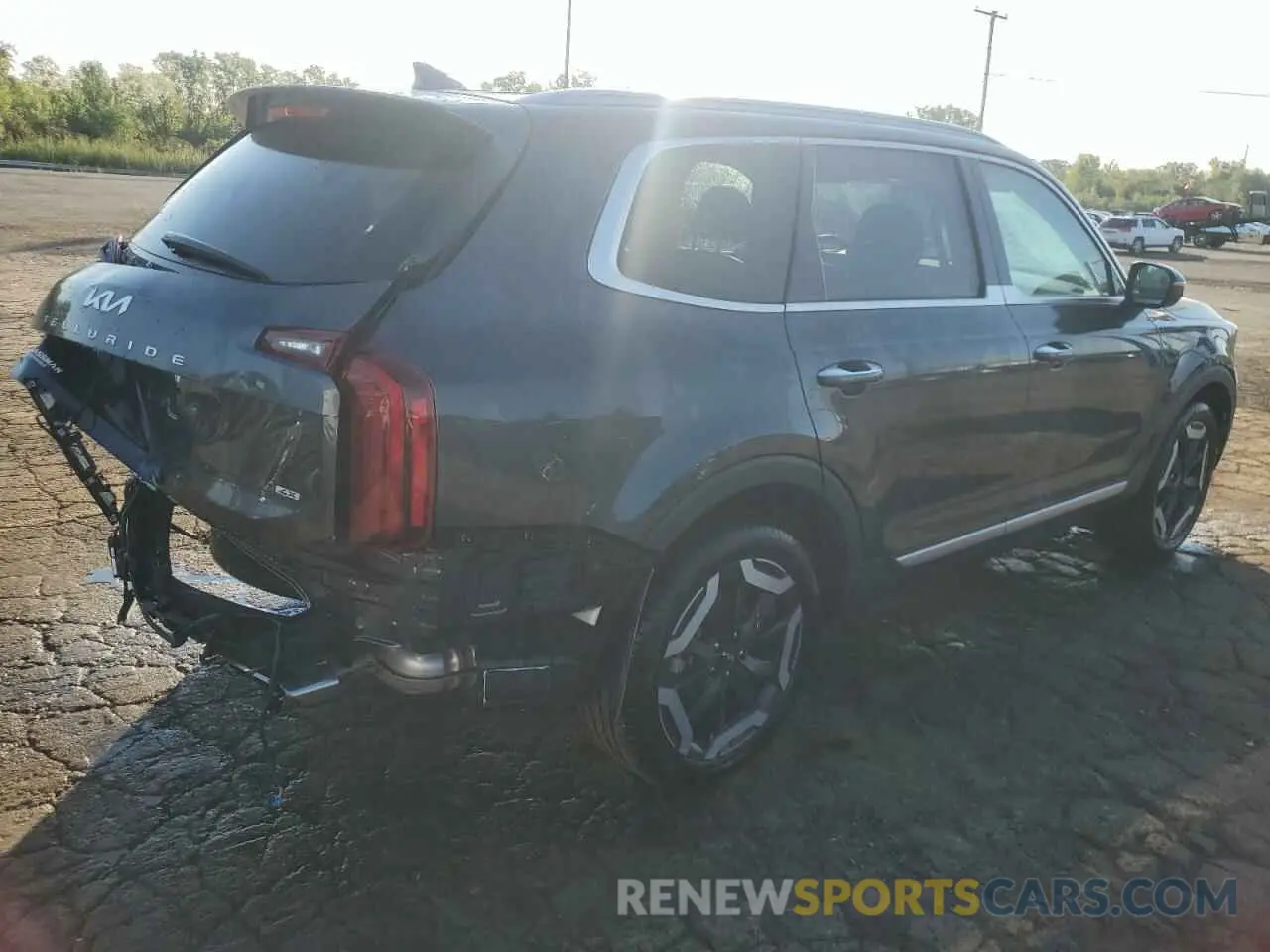 3 Photograph of a damaged car 5XYP6DGC4RG455493 KIA TELLURIDE 2024