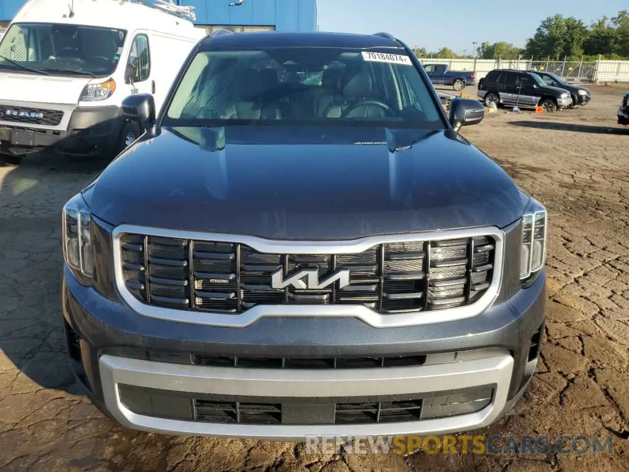 5 Photograph of a damaged car 5XYP6DGC4RG455493 KIA TELLURIDE 2024