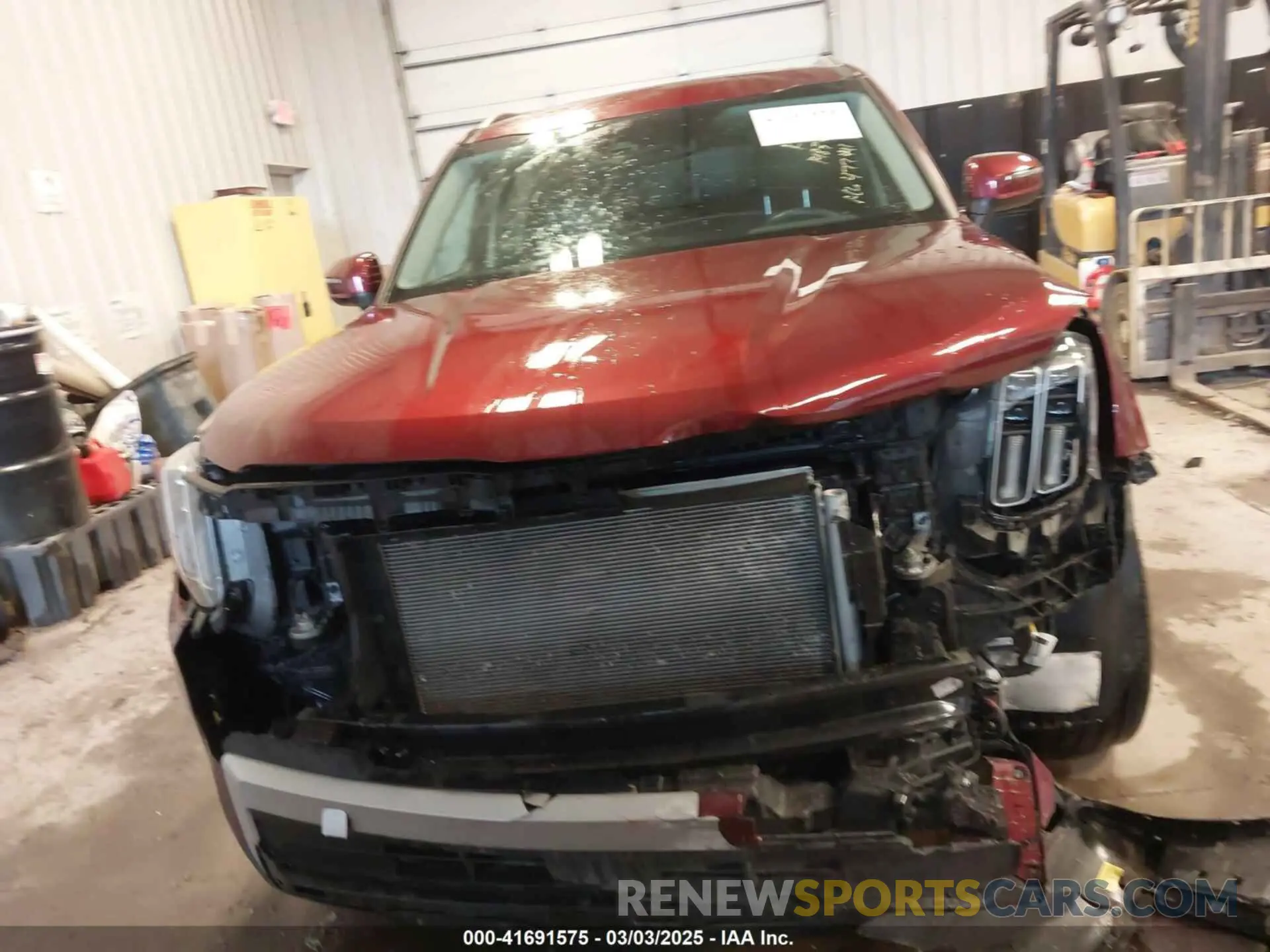 12 Photograph of a damaged car 5XYP6DGC7RG477441 KIA TELLURIDE 2024