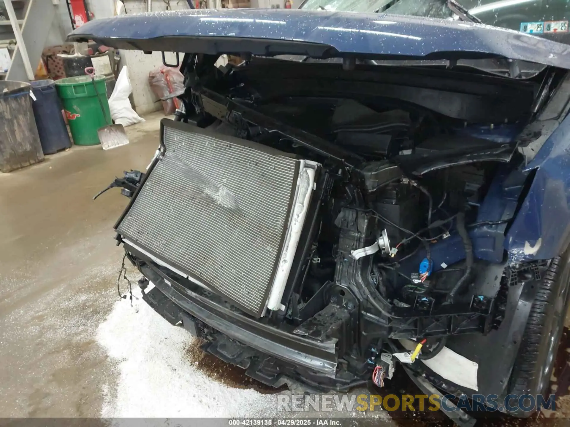 6 Photograph of a damaged car 5XYP6DGC9RG430637 KIA TELLURIDE 2024
