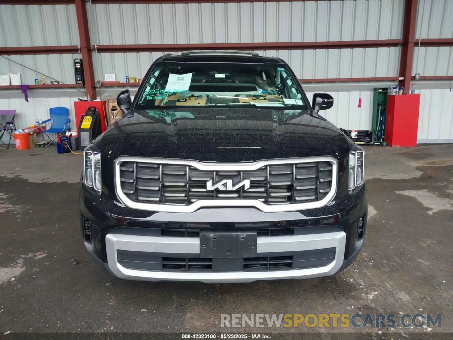 13 Photograph of a damaged car 5XYP6DGC9RG511704 KIA TELLURIDE 2024