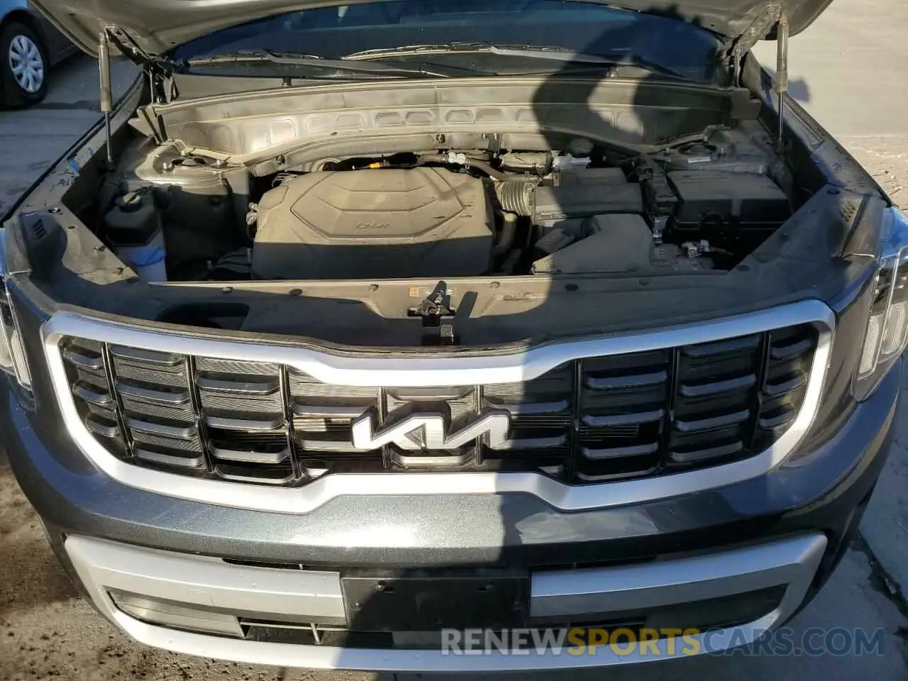 12 Photograph of a damaged car 5XYP6DGC9RG513582 KIA TELLURIDE 2024