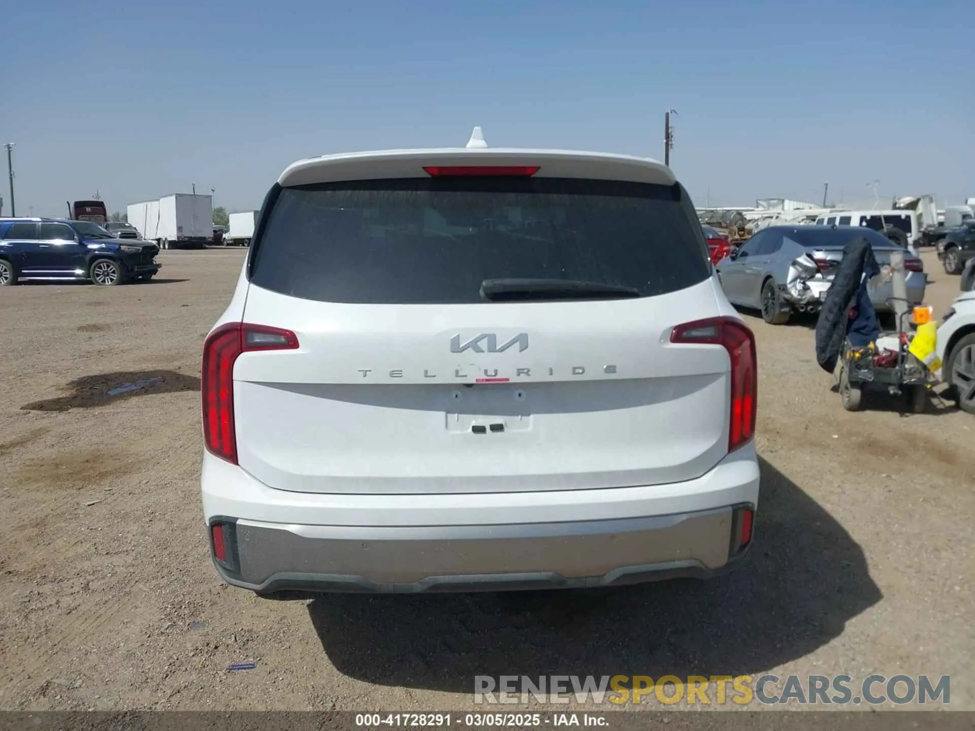 16 Photograph of a damaged car 5XYP24GC9SG567434 KIA TELLURIDE 2025