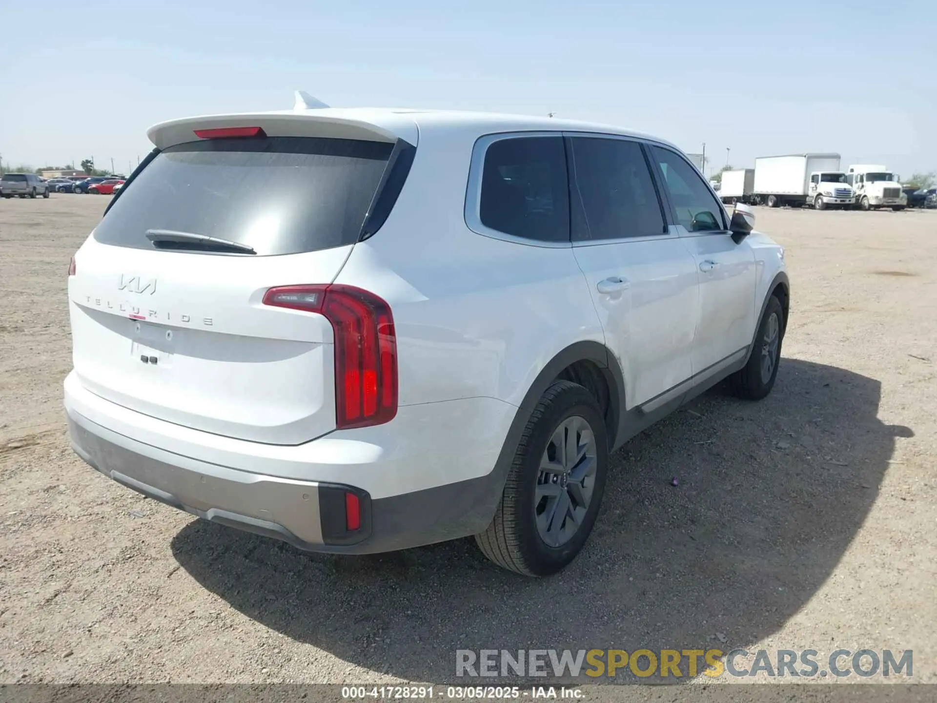 4 Photograph of a damaged car 5XYP24GC9SG567434 KIA TELLURIDE 2025
