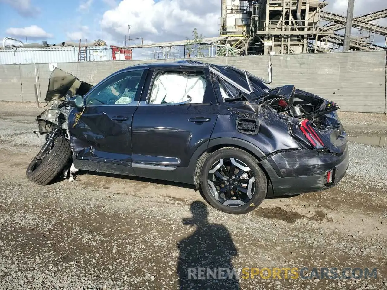 2 Photograph of a damaged car 5XYP34GC9SG576681 KIA TELLURIDE 2025