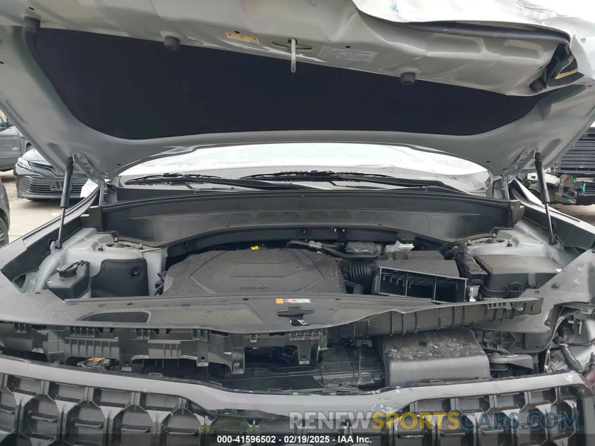 10 Photograph of a damaged car 5XYP3DGC1SG569689 KIA TELLURIDE 2025
