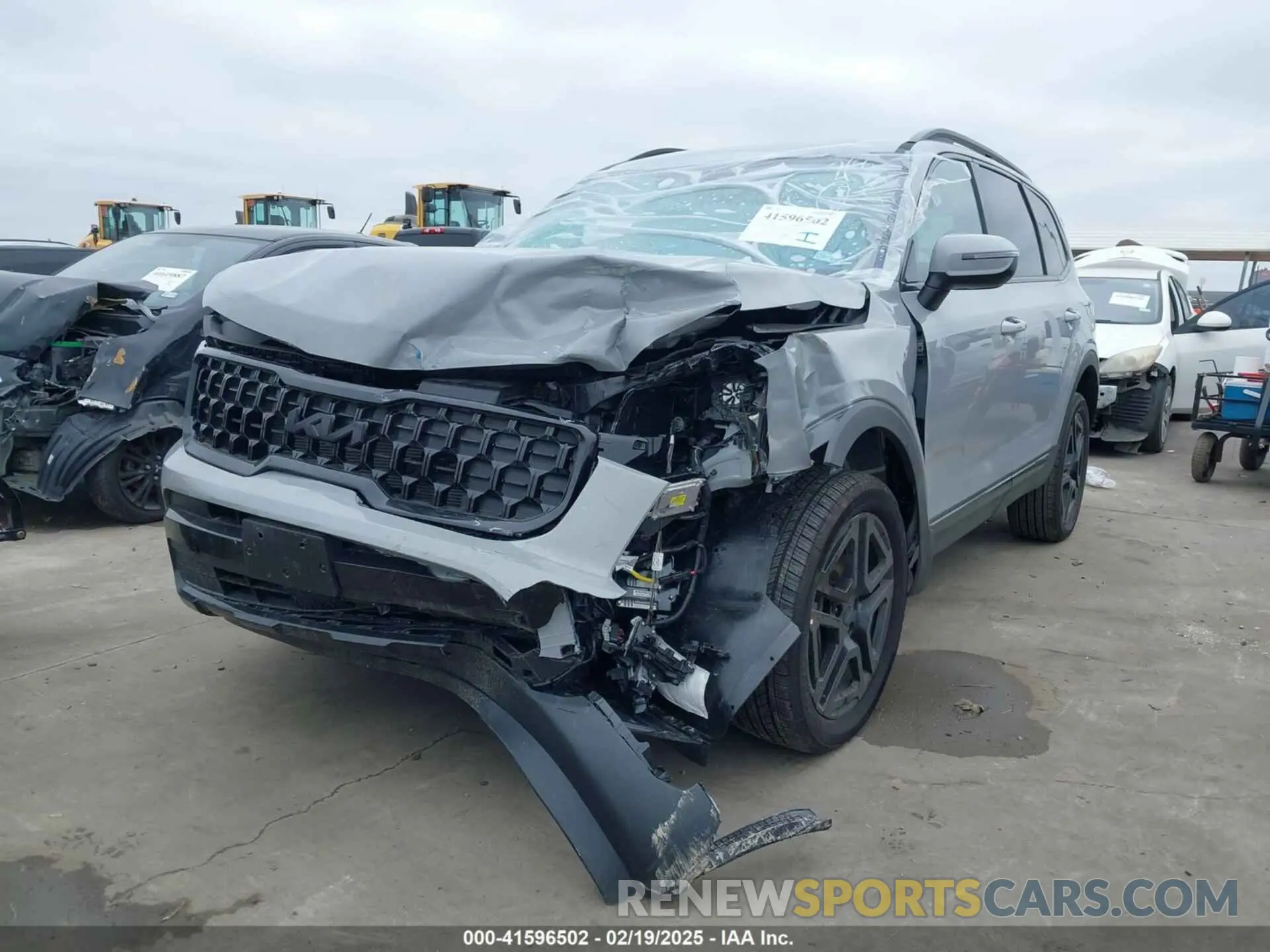 2 Photograph of a damaged car 5XYP3DGC1SG569689 KIA TELLURIDE 2025