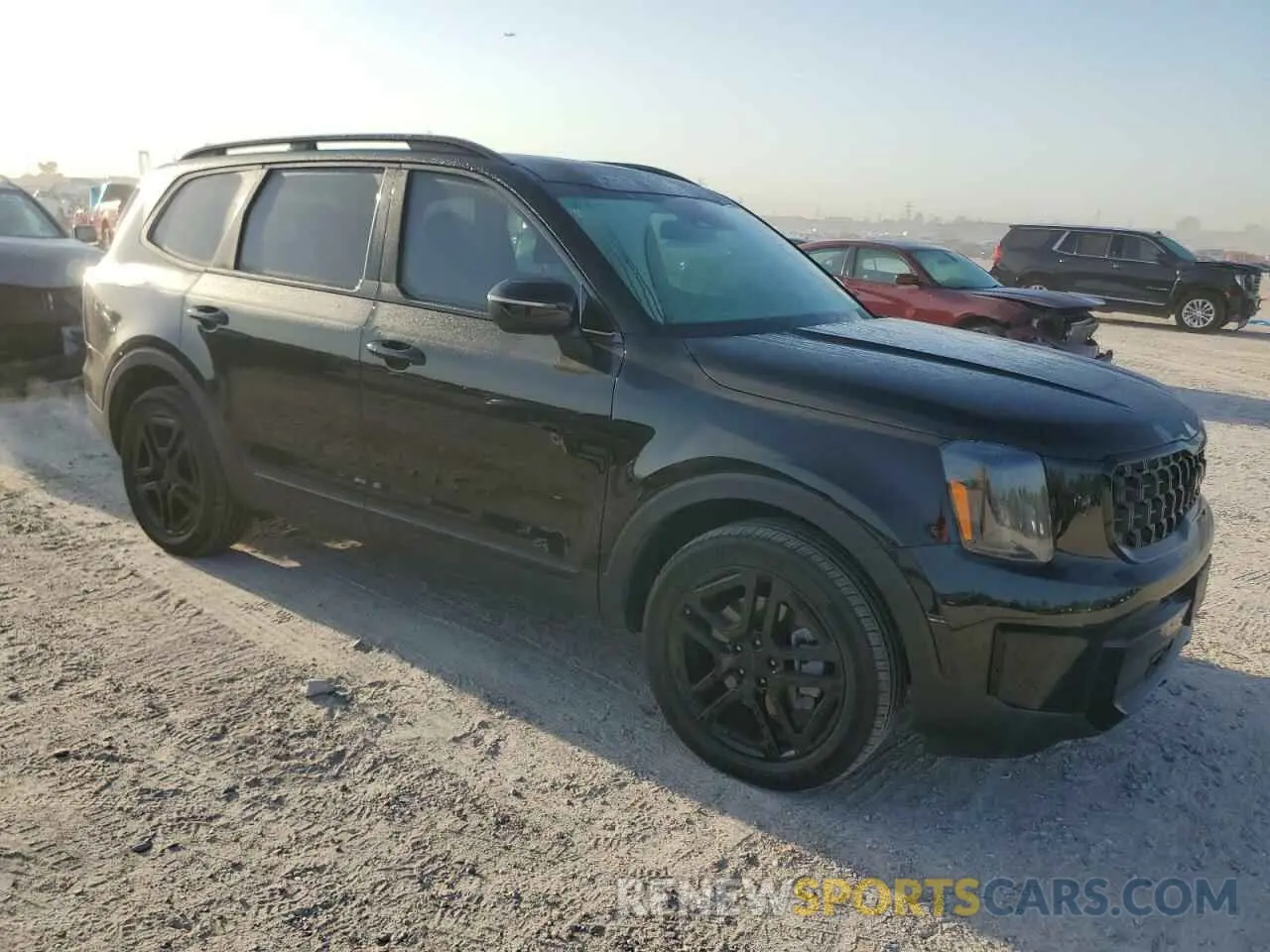 4 Photograph of a damaged car 5XYP3DGC1SG575461 KIA TELLURIDE 2025