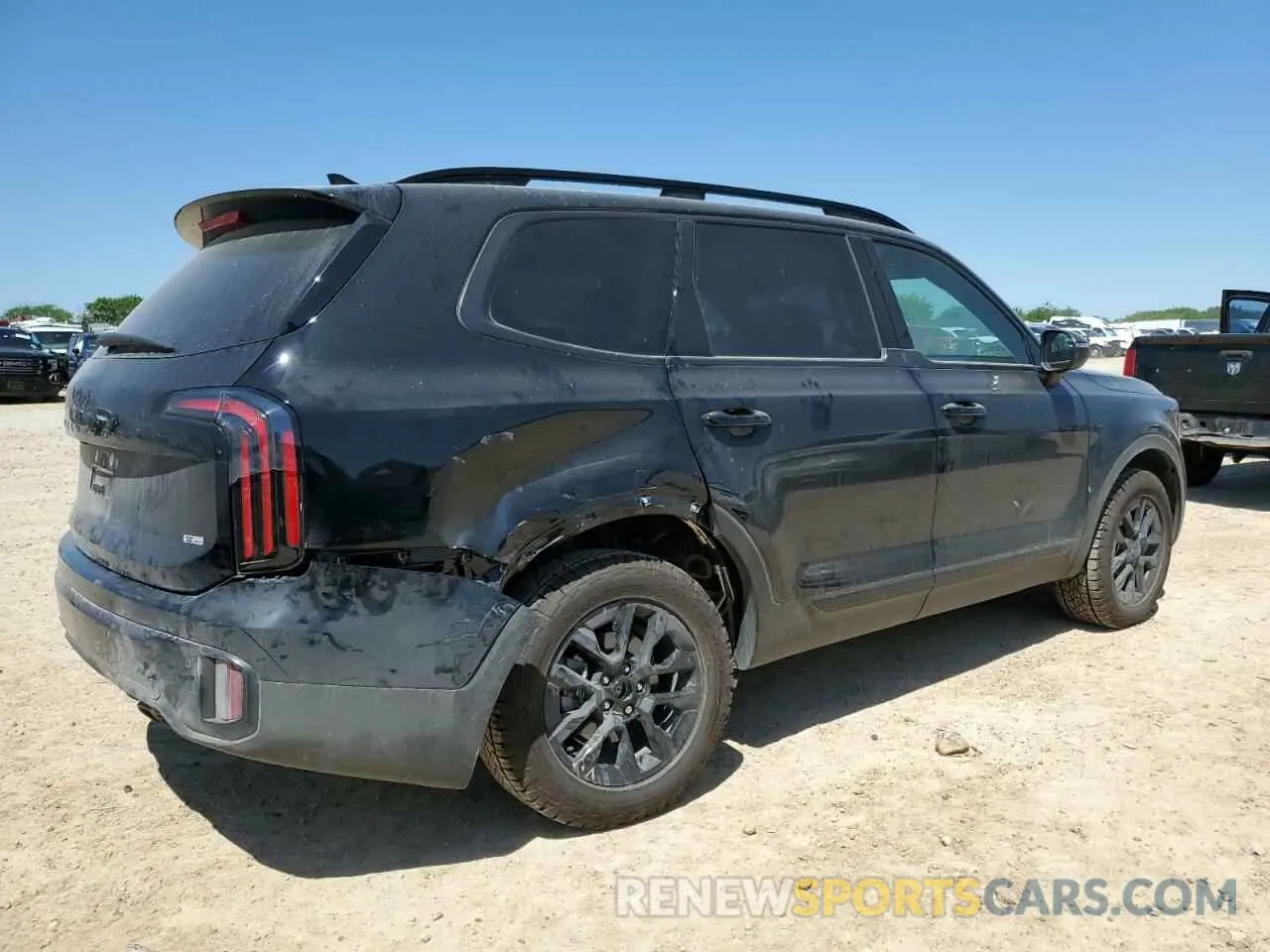 3 Photograph of a damaged car 5XYP3DGC4SG591203 KIA TELLURIDE 2025