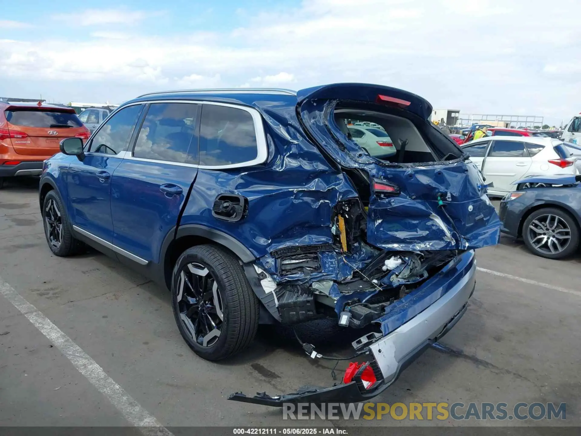 6 Photograph of a damaged car 5XYP3DGC6SG594894 KIA TELLURIDE 2025