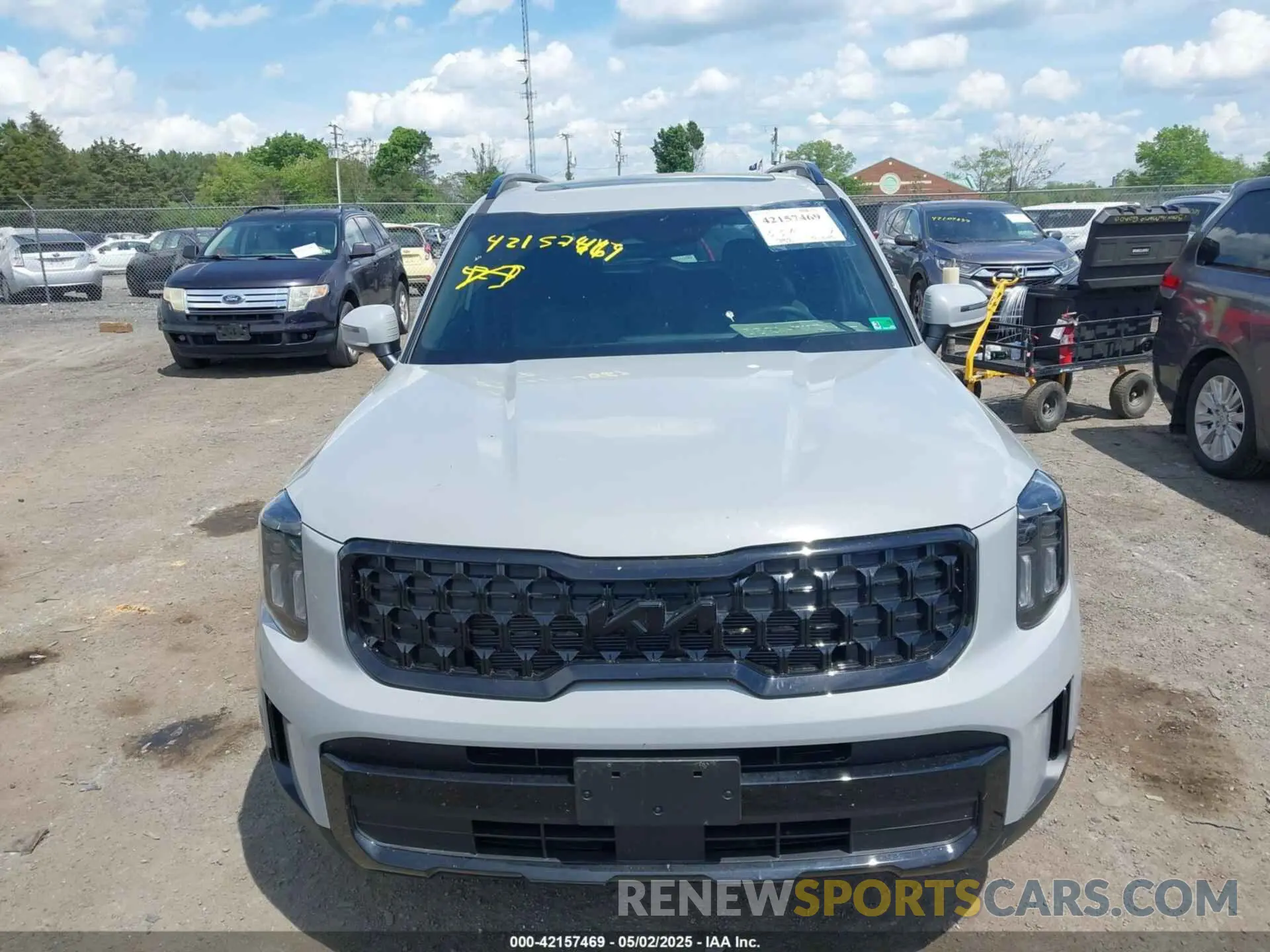 12 Photograph of a damaged car 5XYP3DGC7SG625523 KIA TELLURIDE 2025