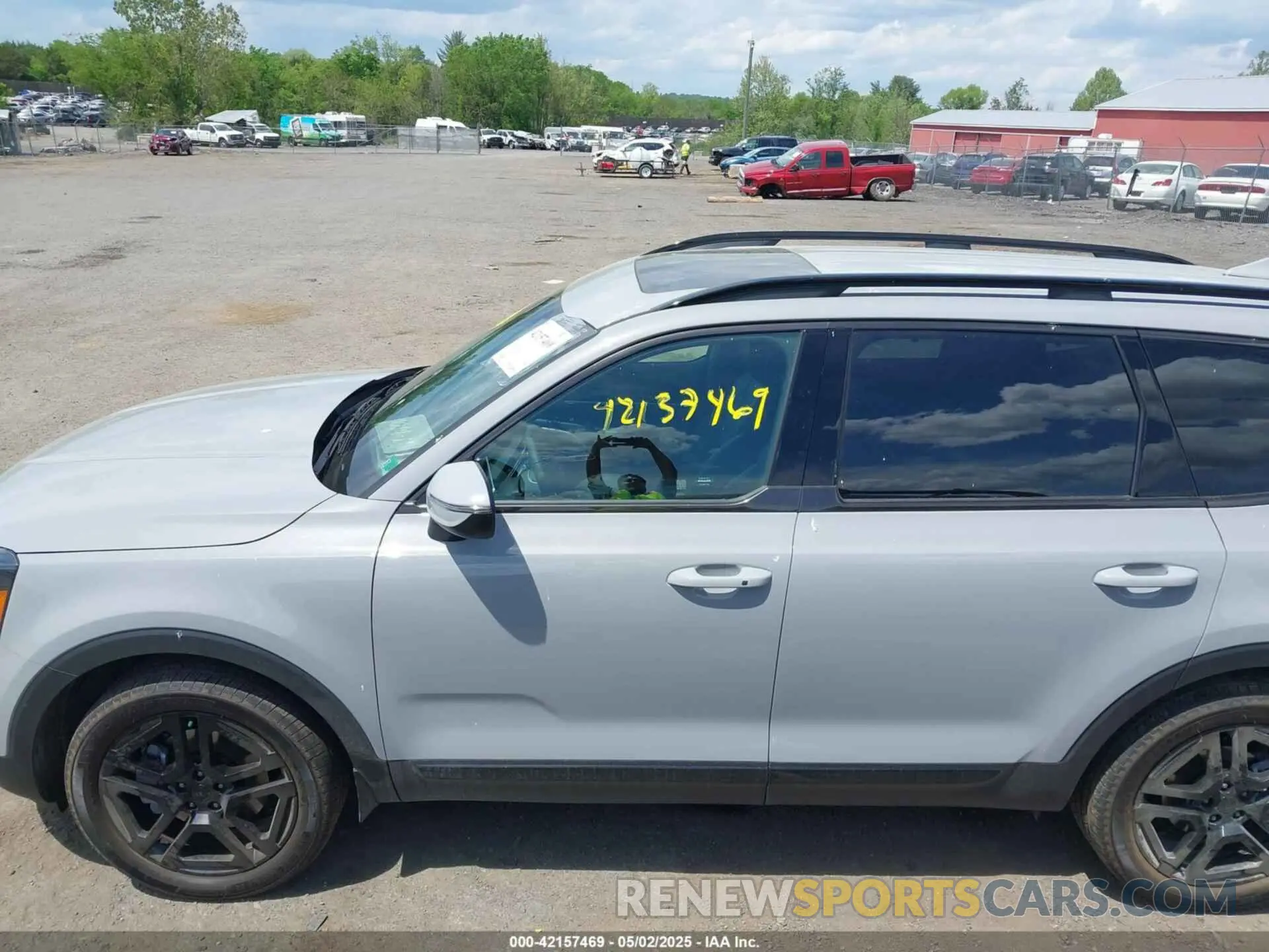 14 Photograph of a damaged car 5XYP3DGC7SG625523 KIA TELLURIDE 2025