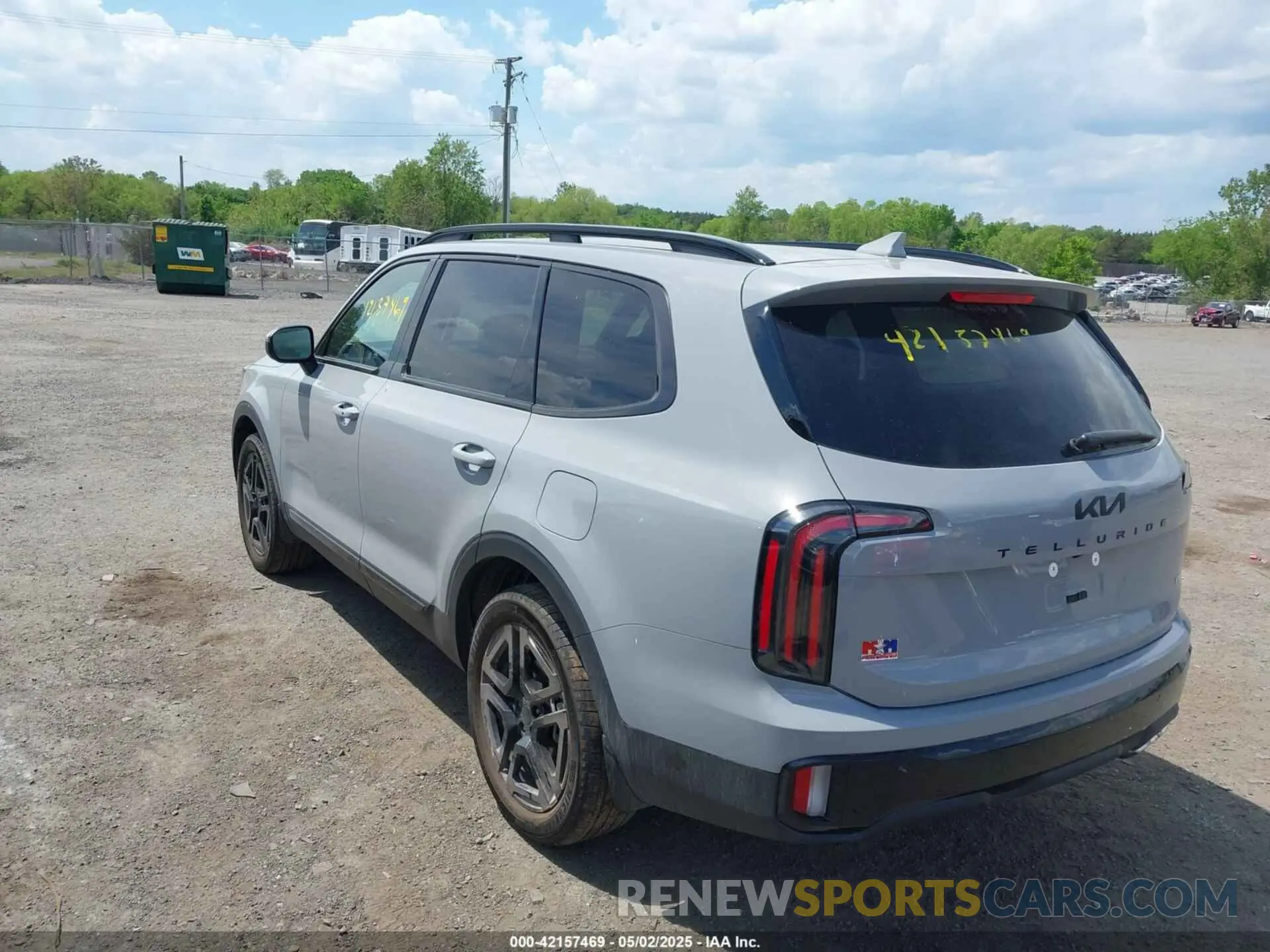3 Photograph of a damaged car 5XYP3DGC7SG625523 KIA TELLURIDE 2025