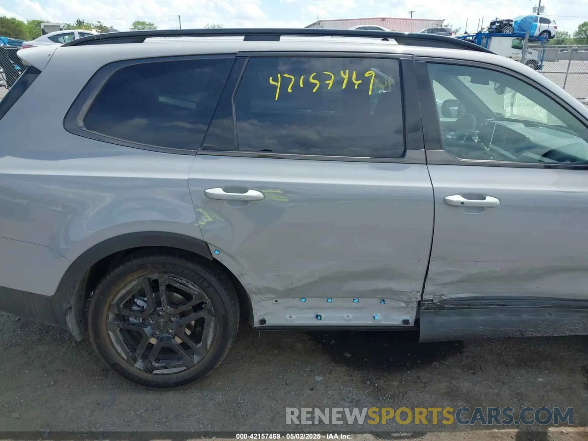 6 Photograph of a damaged car 5XYP3DGC7SG625523 KIA TELLURIDE 2025