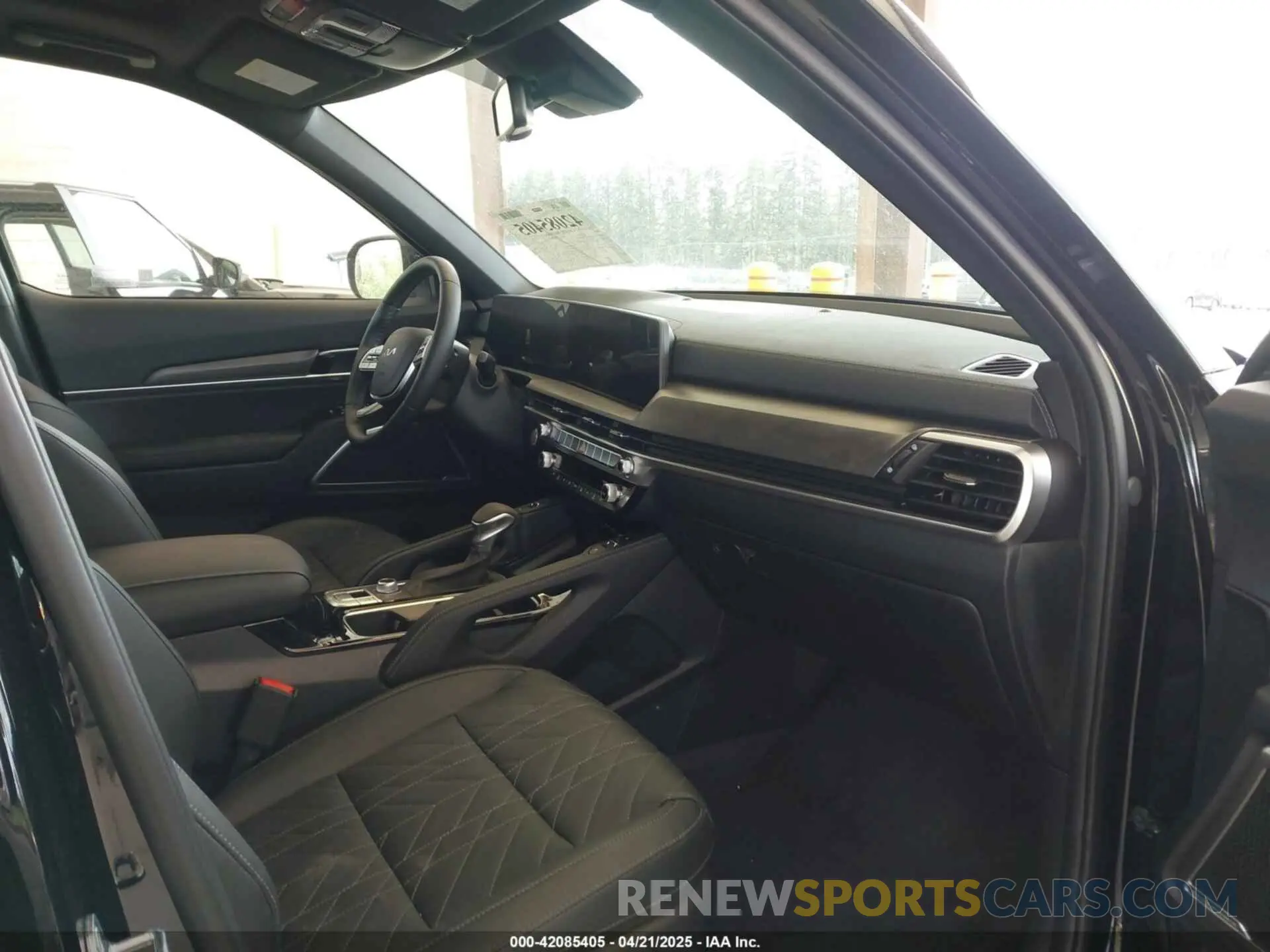 5 Photograph of a damaged car 5XYP3DGC8SG598915 KIA TELLURIDE 2025