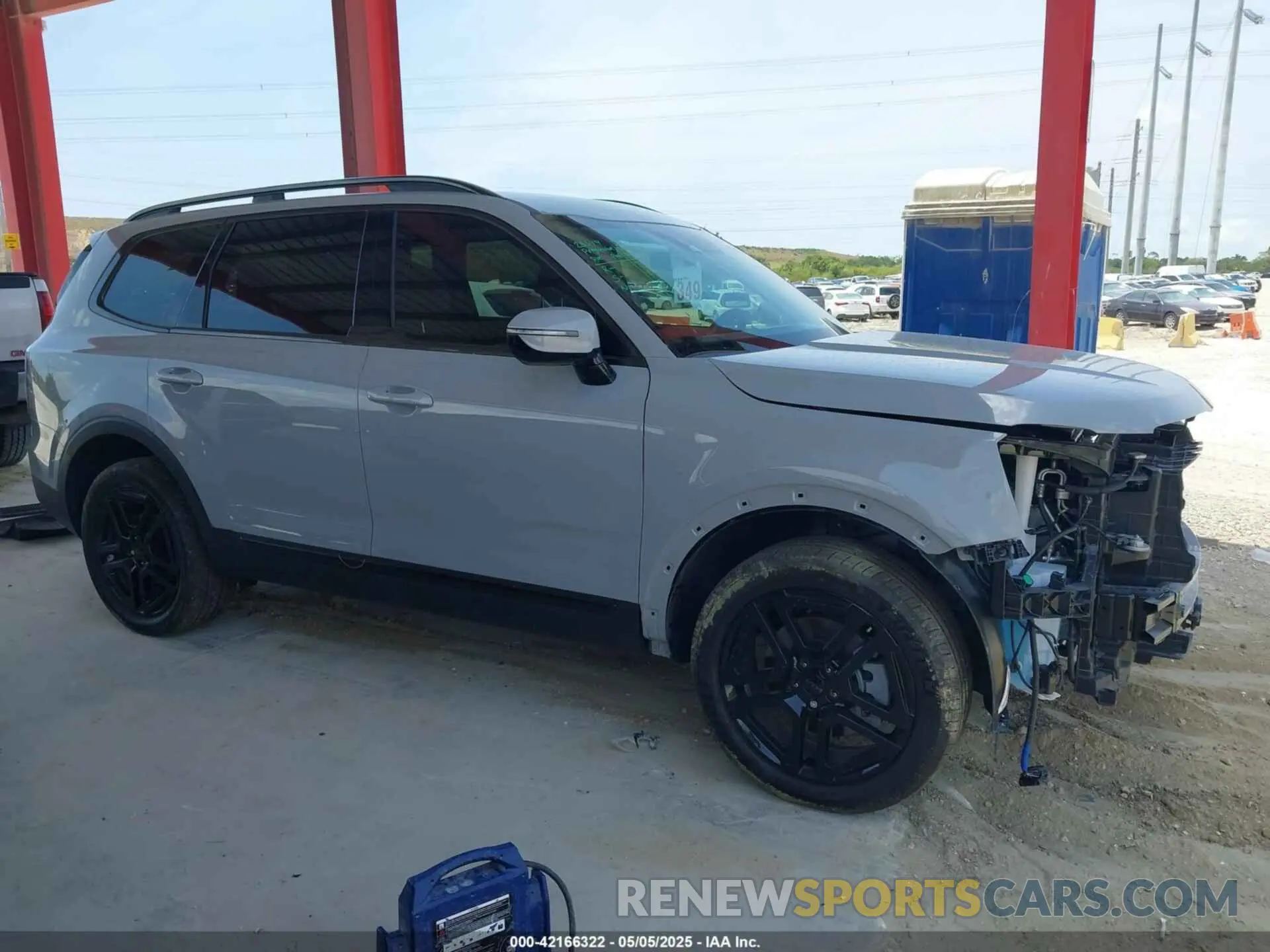 13 Photograph of a damaged car 5XYP5DGC1SG568536 KIA TELLURIDE 2025