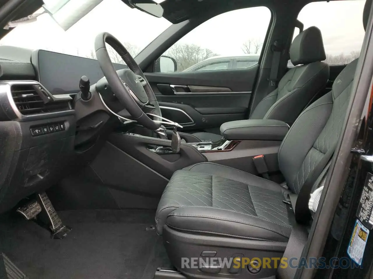 7 Photograph of a damaged car 5XYP5DGC1SG588592 KIA TELLURIDE 2025