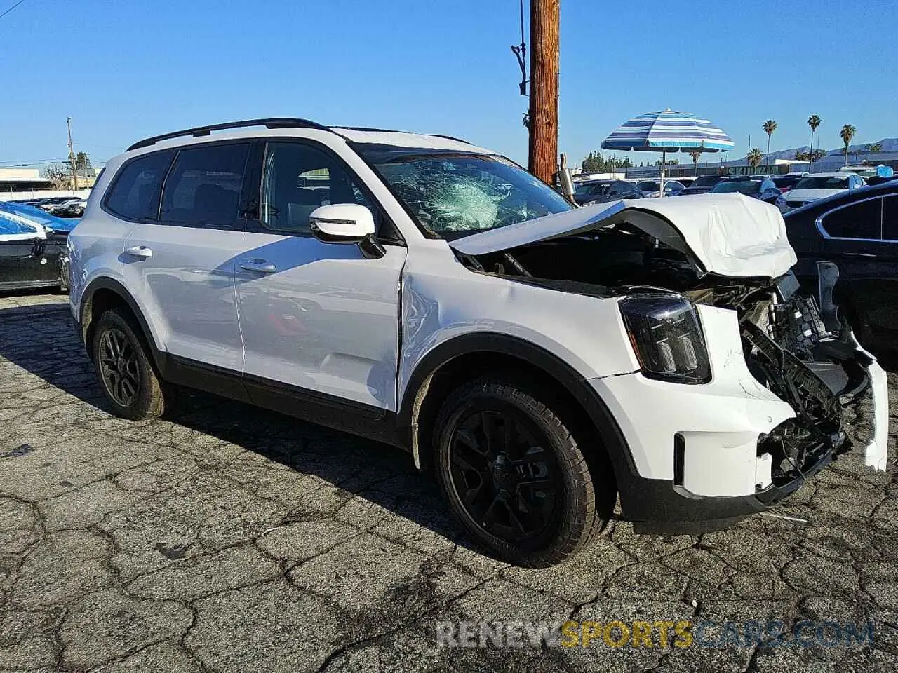 4 Photograph of a damaged car 5XYP5DGC6SG586997 KIA TELLURIDE 2025