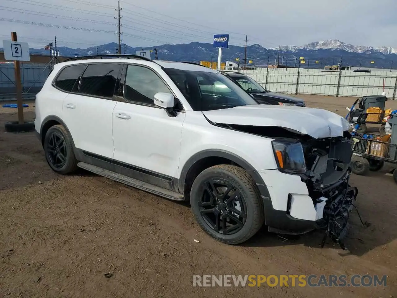 4 Photograph of a damaged car 5XYP5DGC6SG594579 KIA TELLURIDE 2025