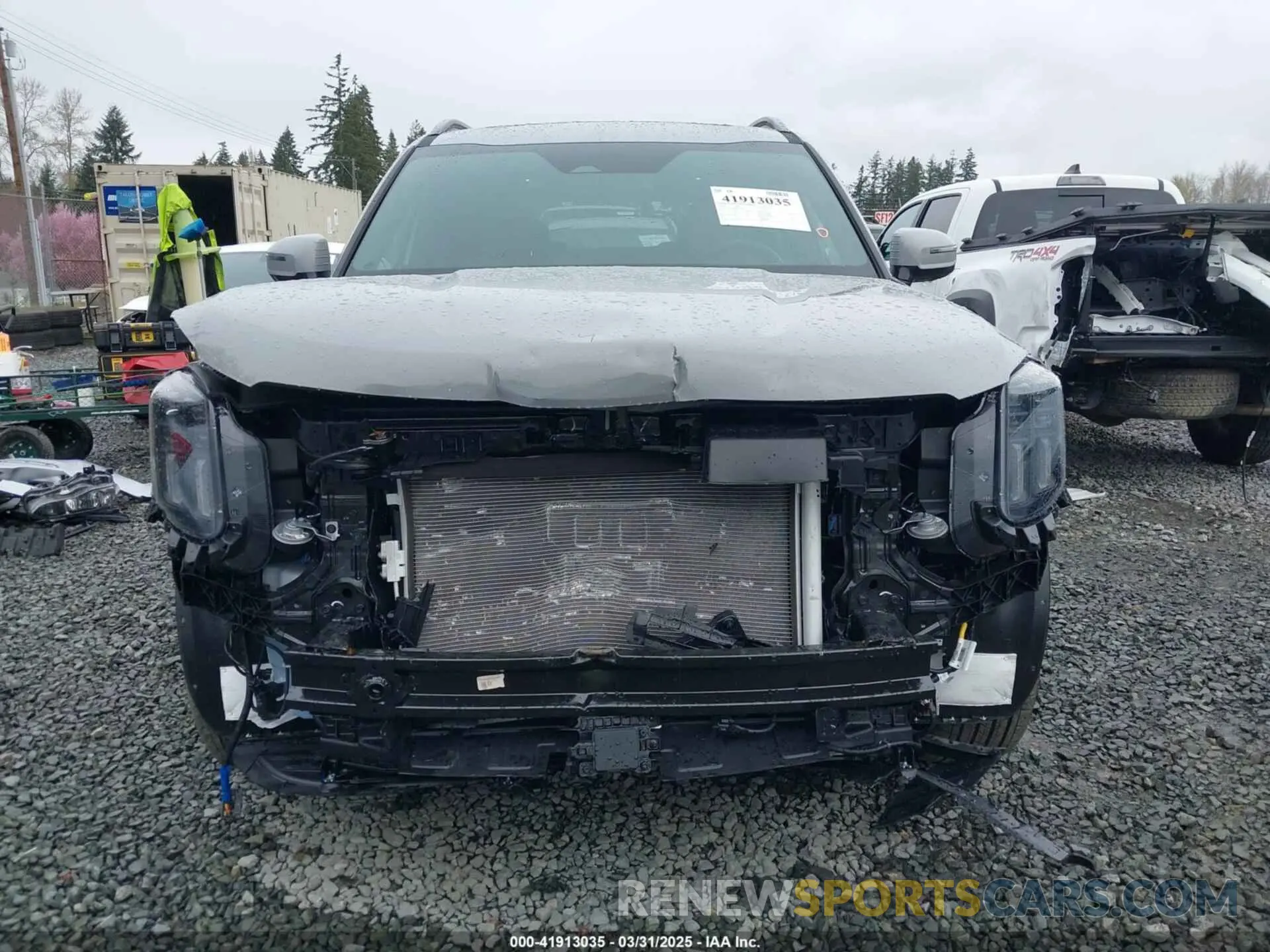 13 Photograph of a damaged car 5XYP5DGC9SG605686 KIA TELLURIDE 2025
