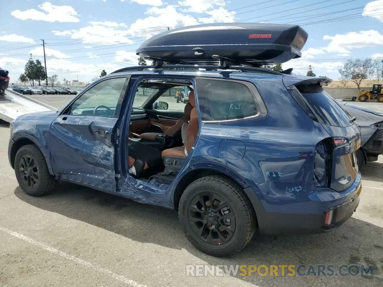 2 Photograph of a damaged car 5XYP5DGCXSG605387 KIA TELLURIDE 2025
