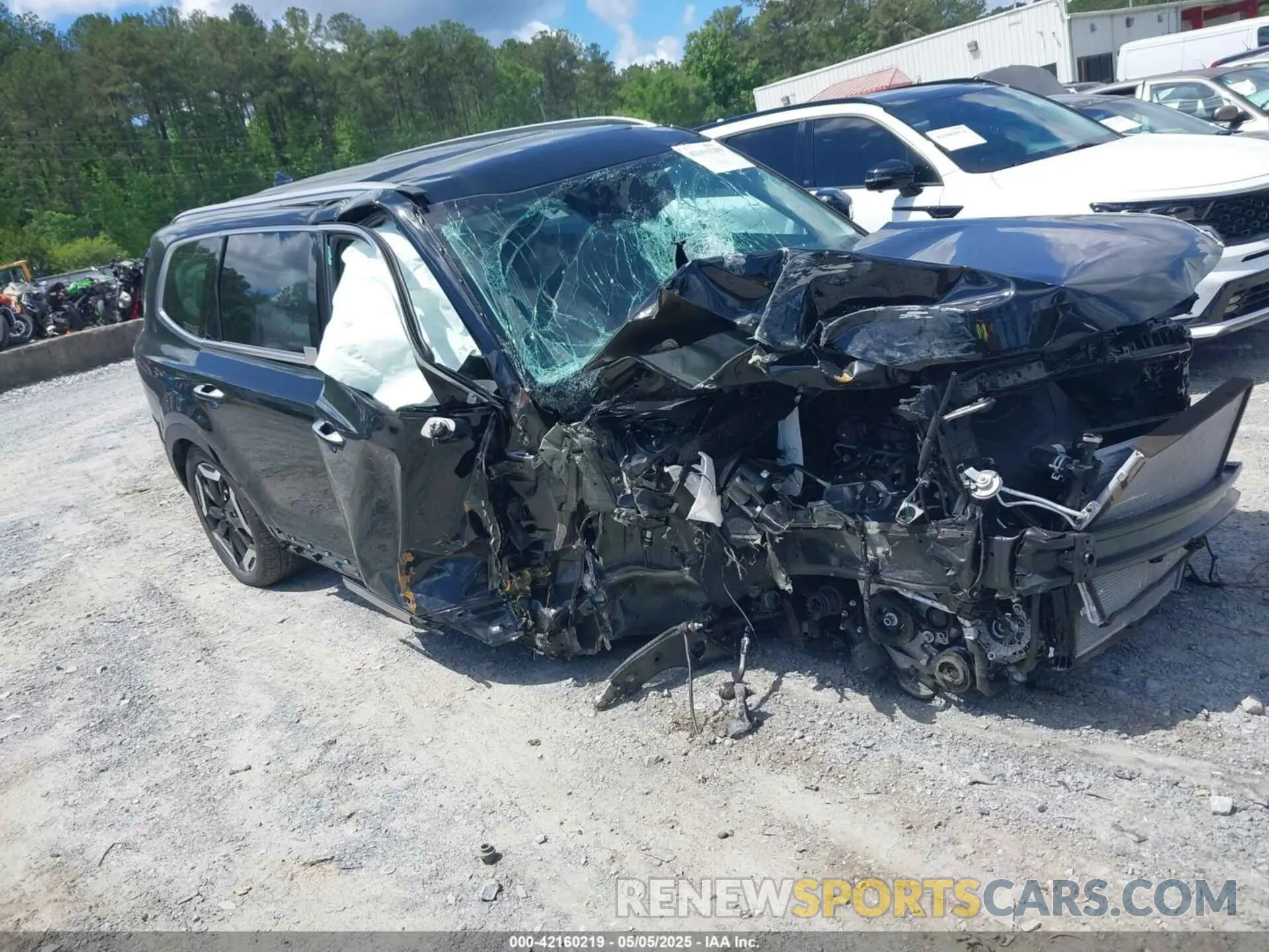 1 Photograph of a damaged car 5XYP64GC1SG636816 KIA TELLURIDE 2025