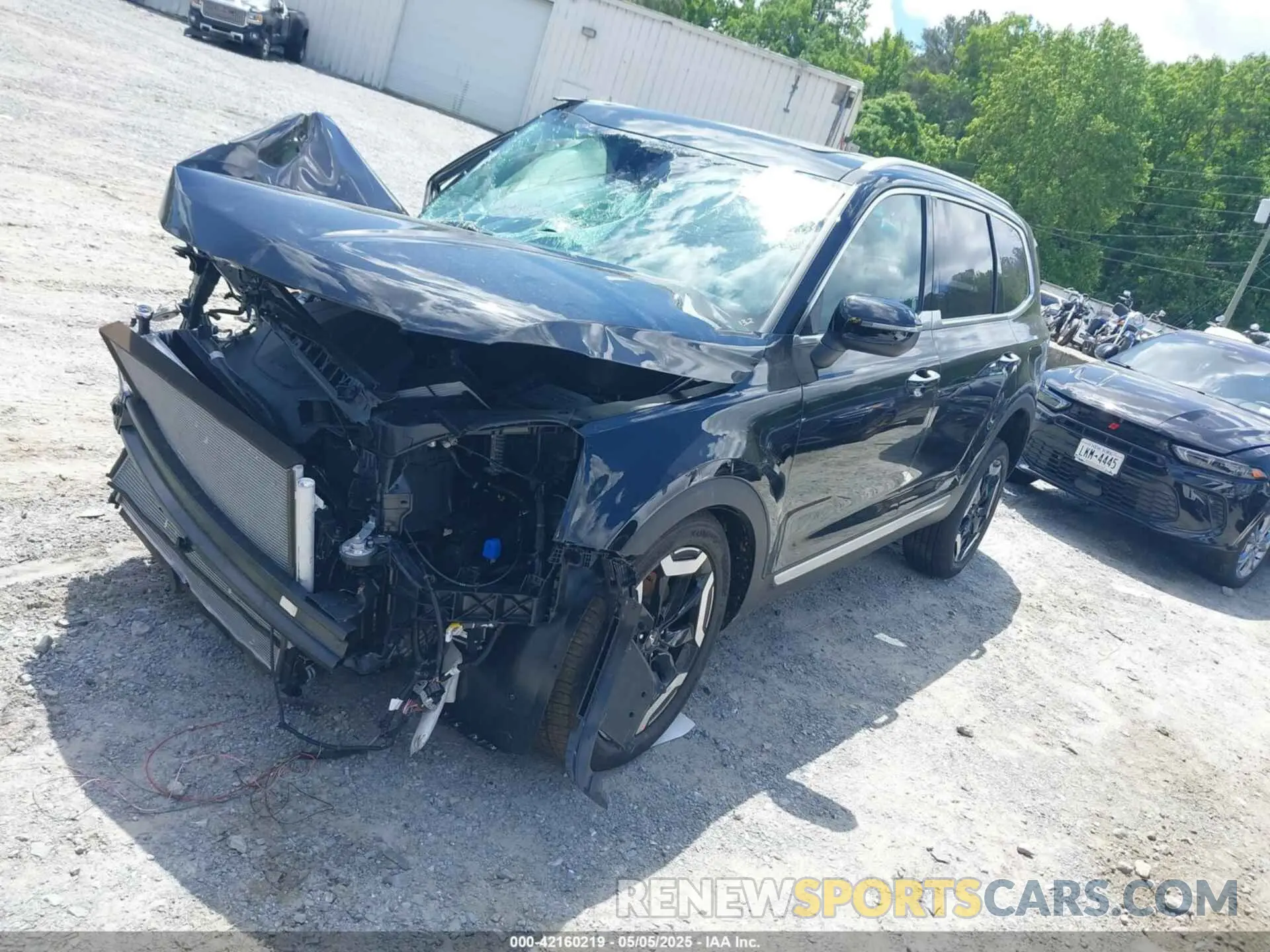 2 Photograph of a damaged car 5XYP64GC1SG636816 KIA TELLURIDE 2025