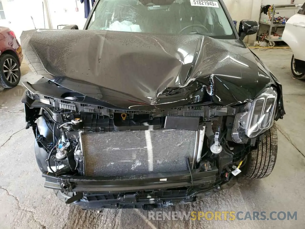 12 Photograph of a damaged car 5XYP64GC3SG598196 KIA TELLURIDE 2025
