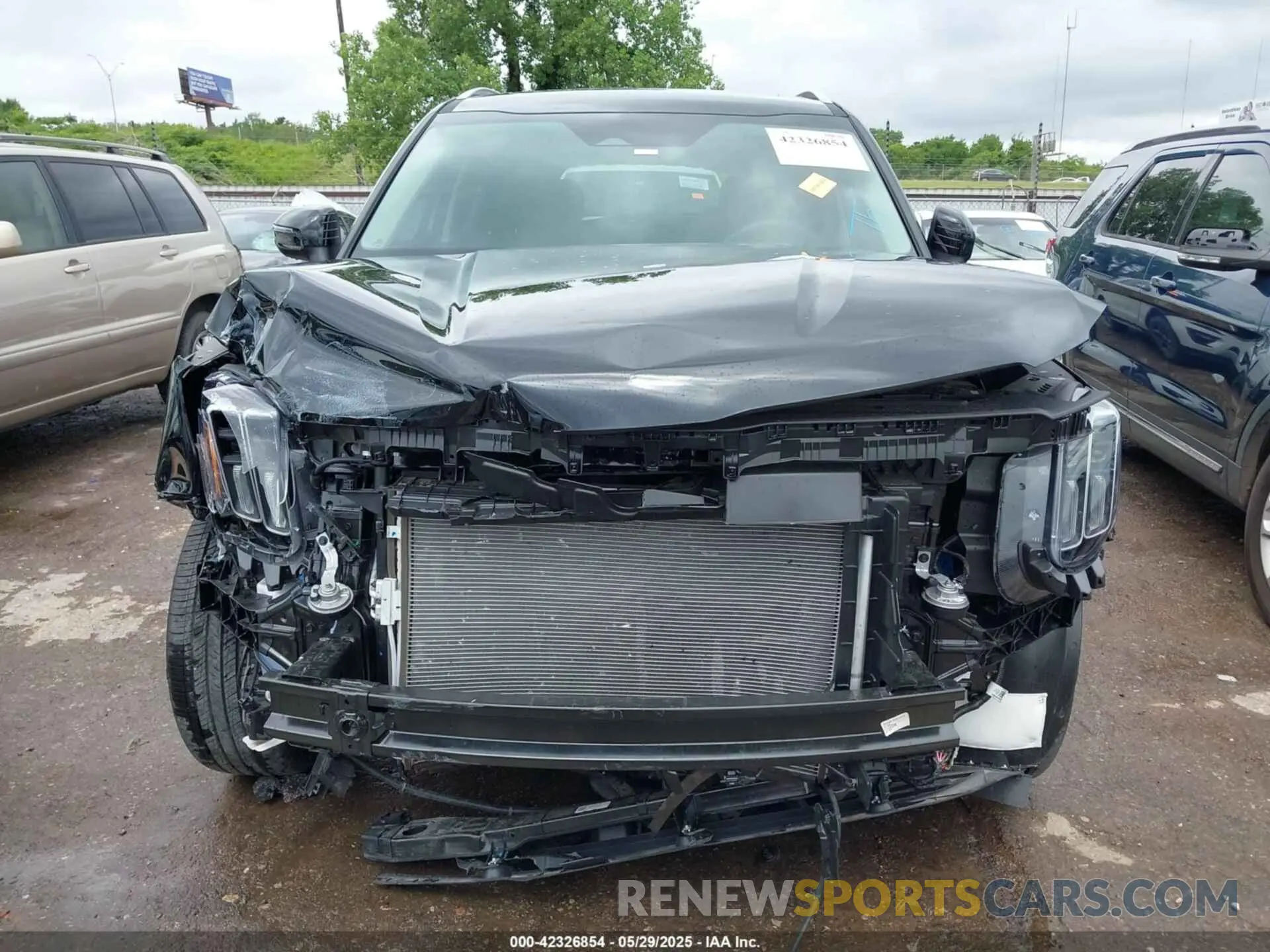 13 Photograph of a damaged car 5XYP64GC4SG617774 KIA TELLURIDE 2025
