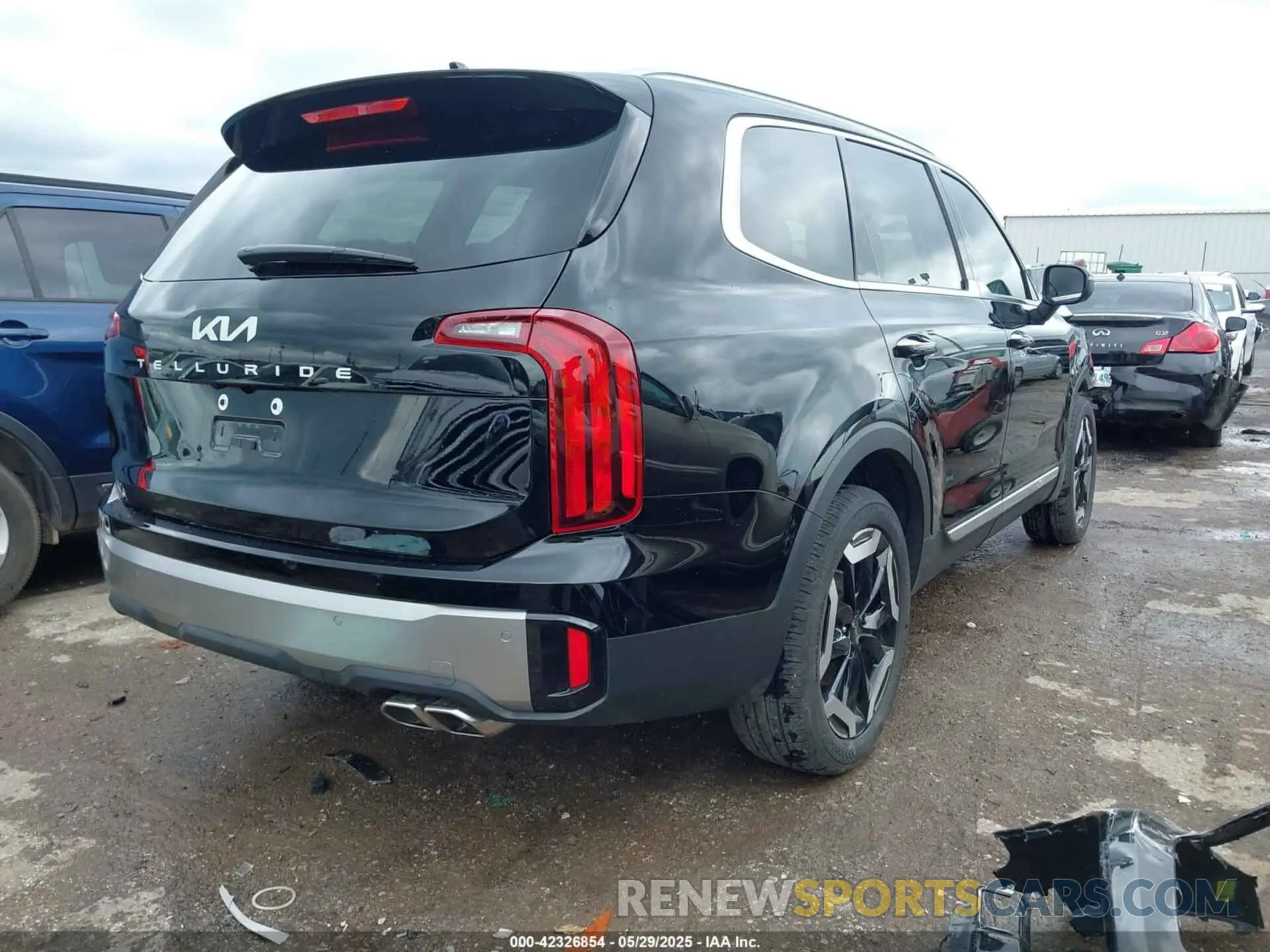 4 Photograph of a damaged car 5XYP64GC4SG617774 KIA TELLURIDE 2025